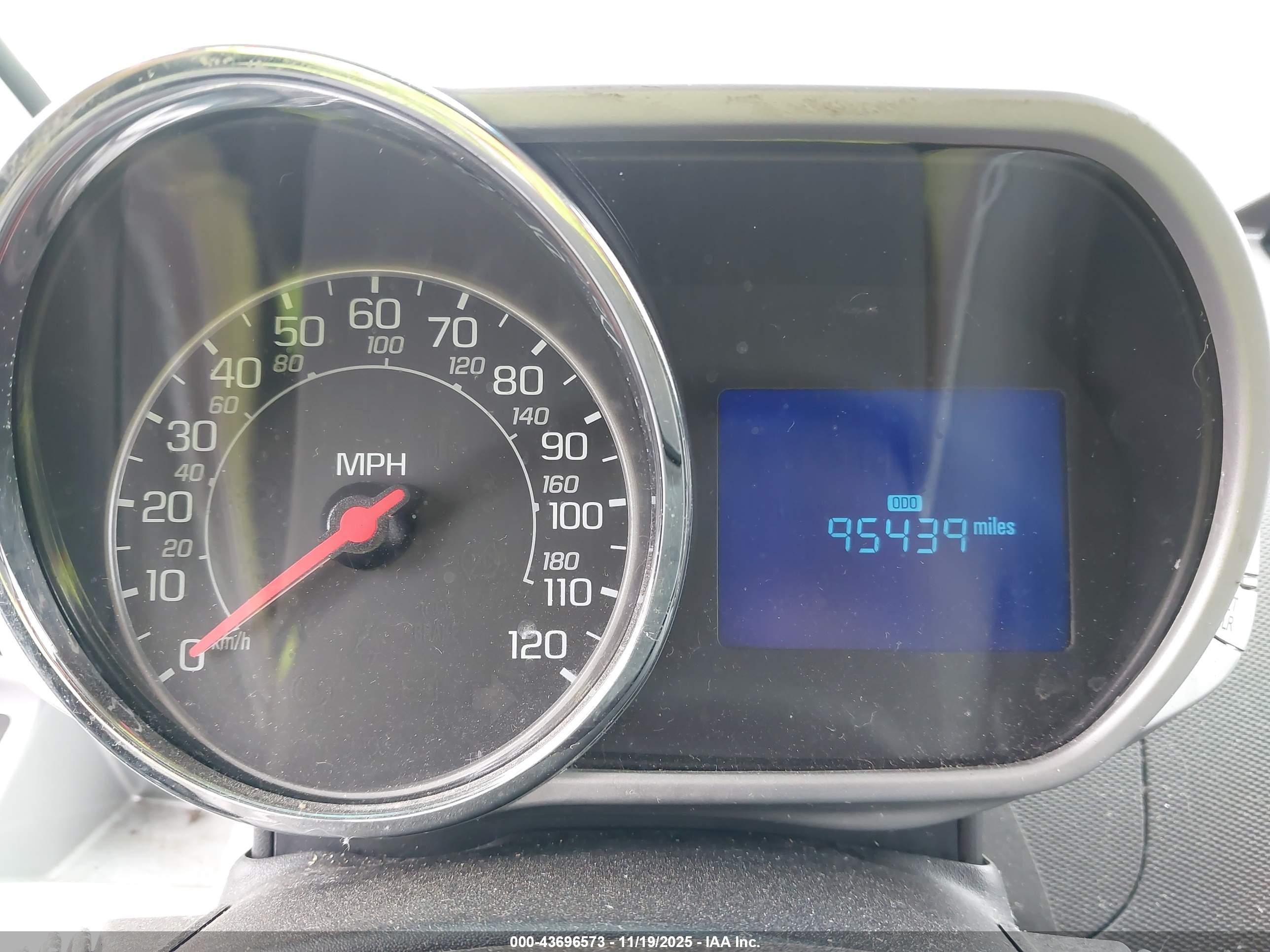 CHEVROLET SPARK image 7