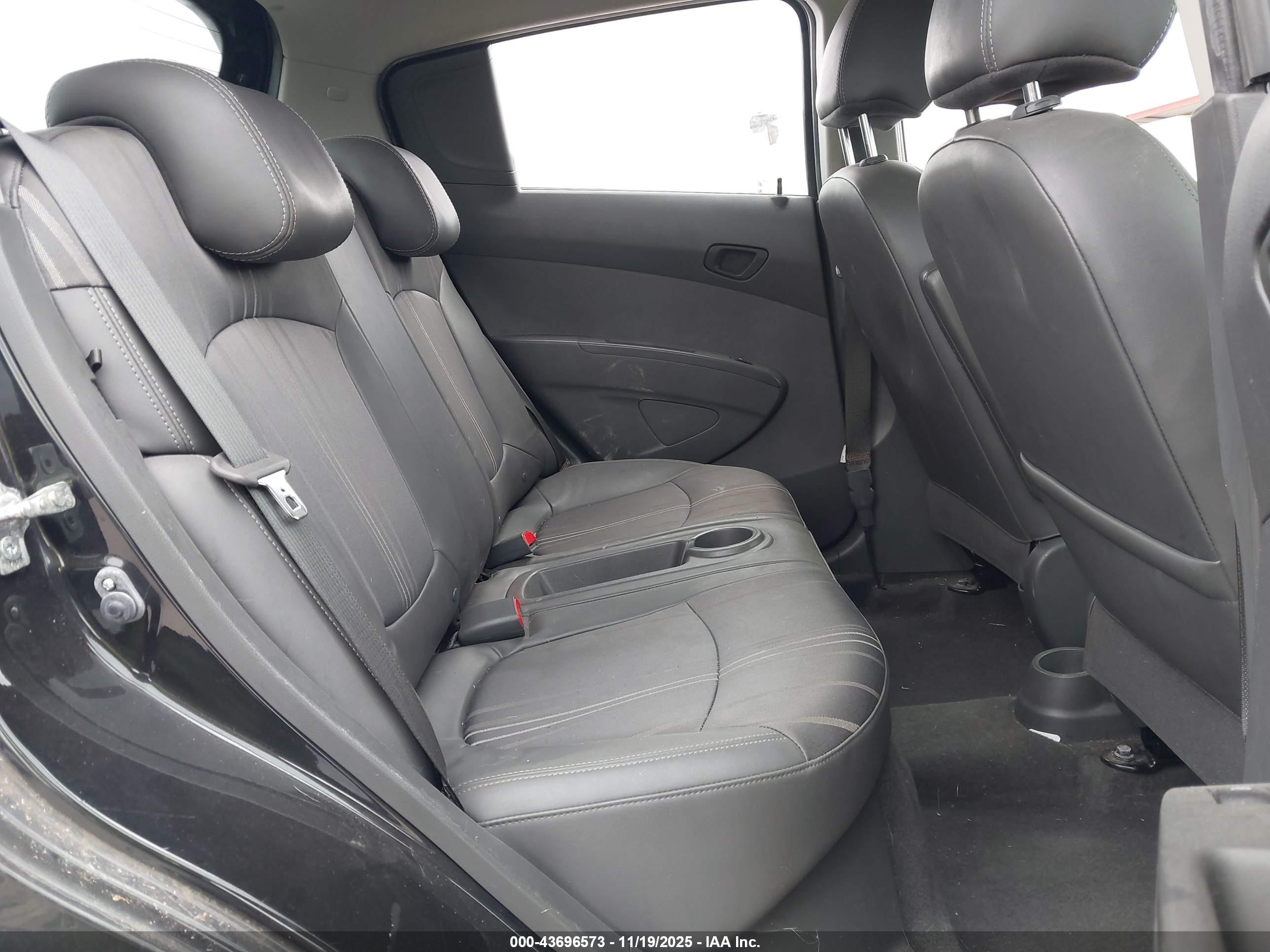 CHEVROLET SPARK image 8
