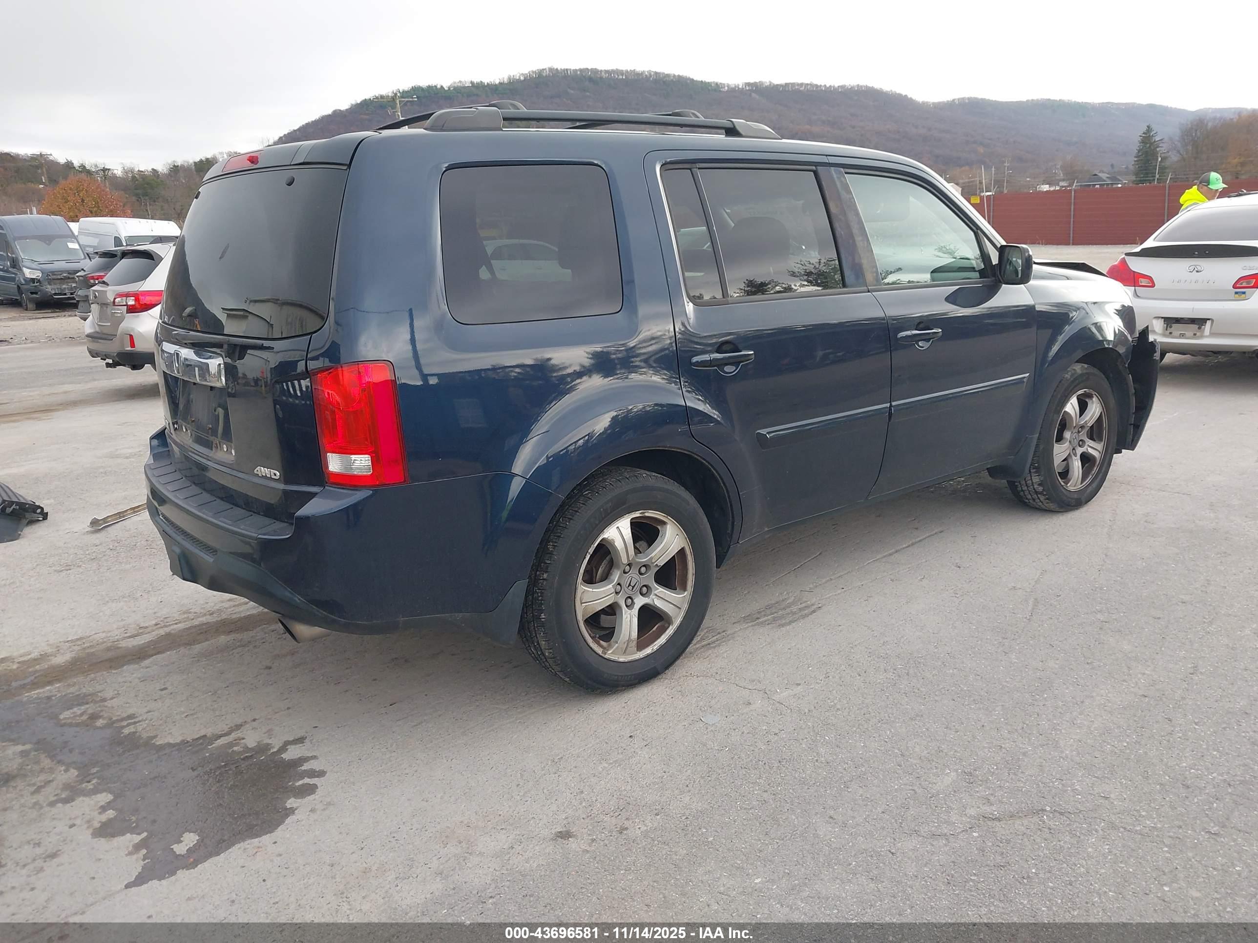 HONDA PILOT image 4