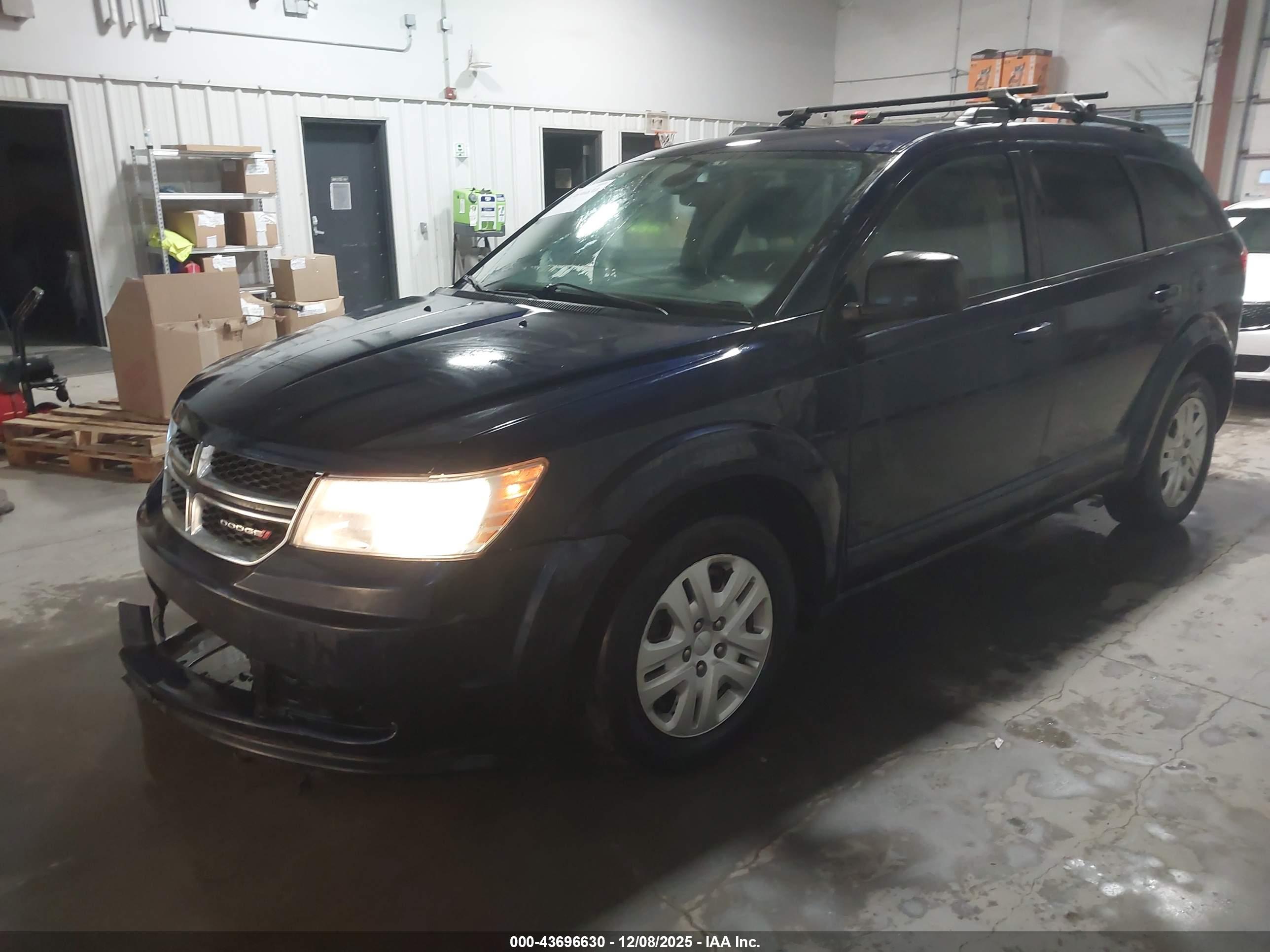 DODGE JOURNEY image 2