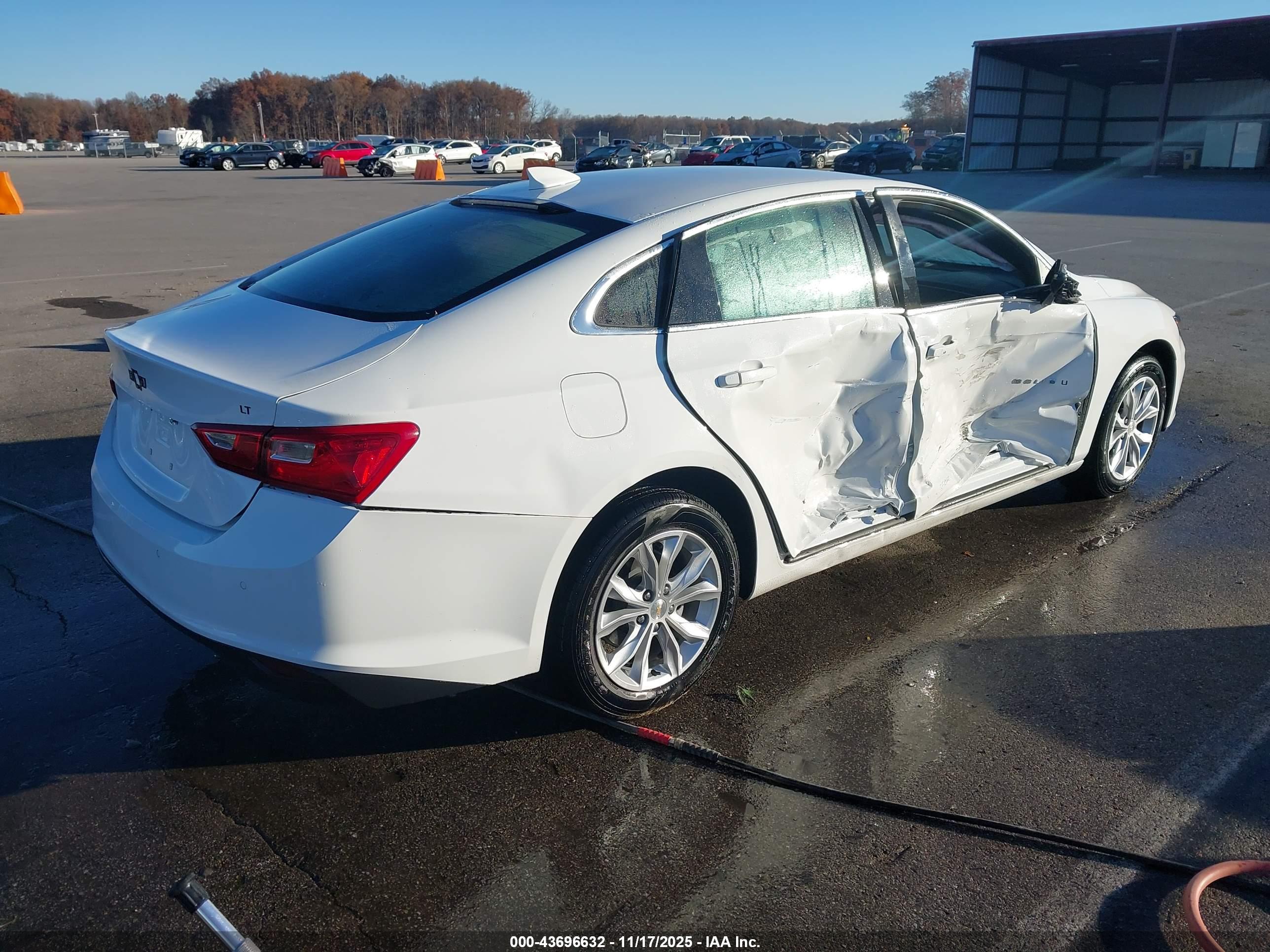 CHEVROLET MALIBU image 4