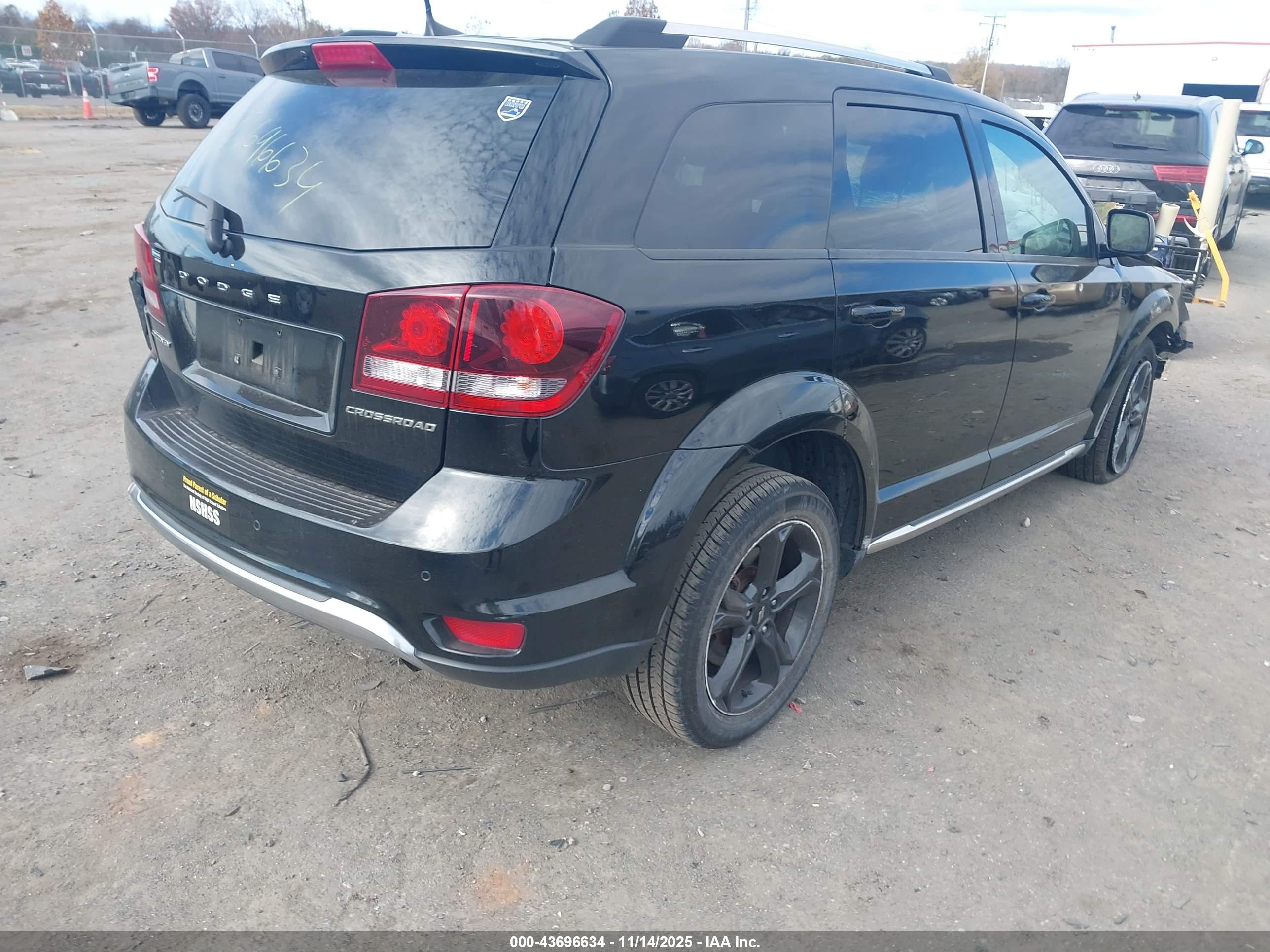 DODGE JOURNEY image 4