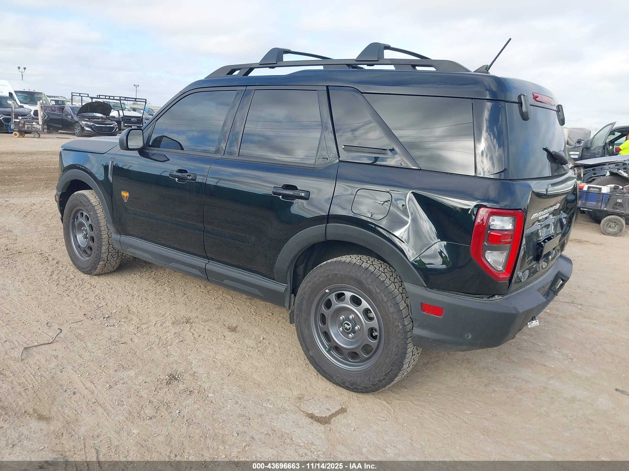 FORD BRONCO image 3
