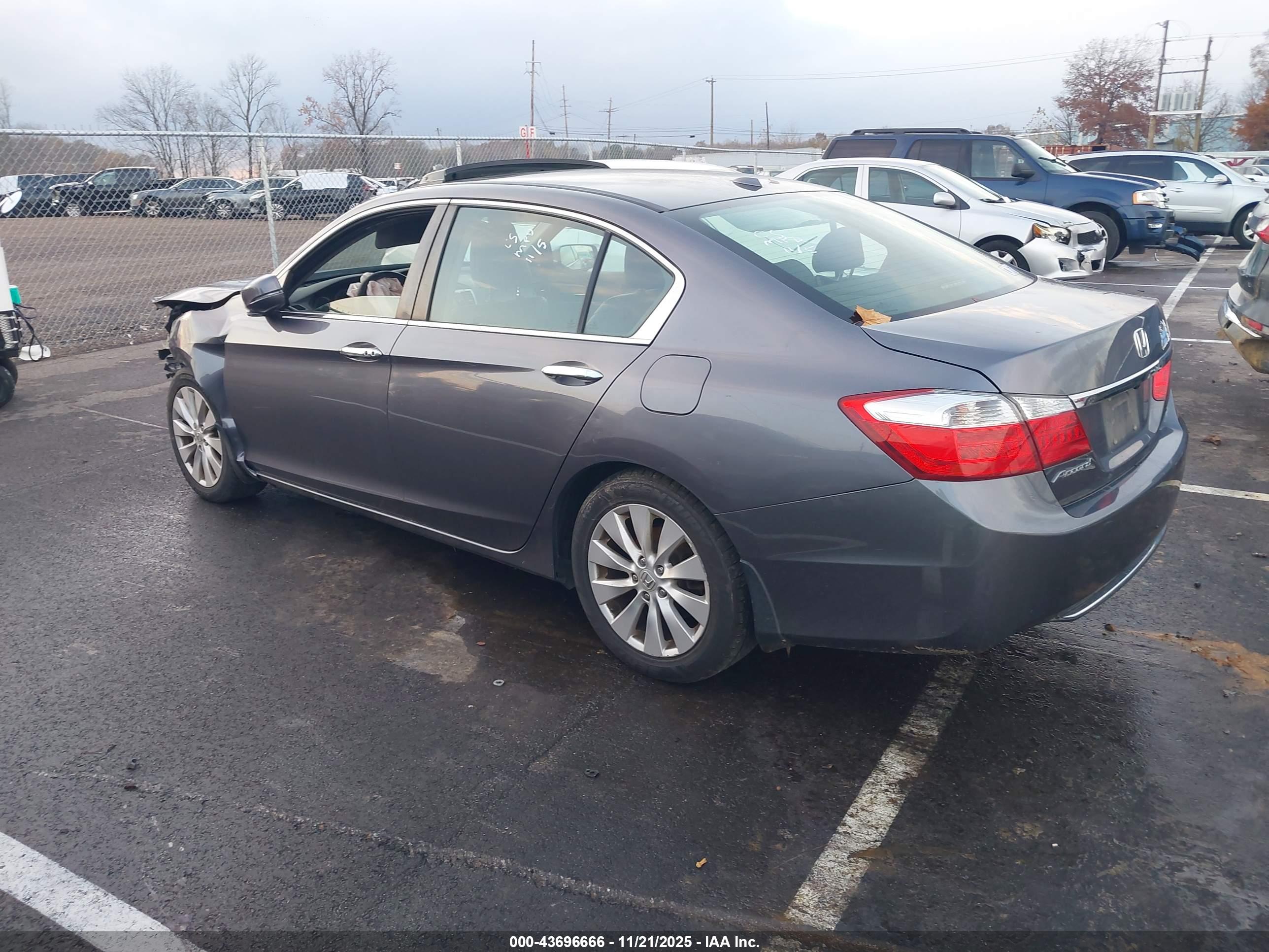 HONDA ACCORD image 3
