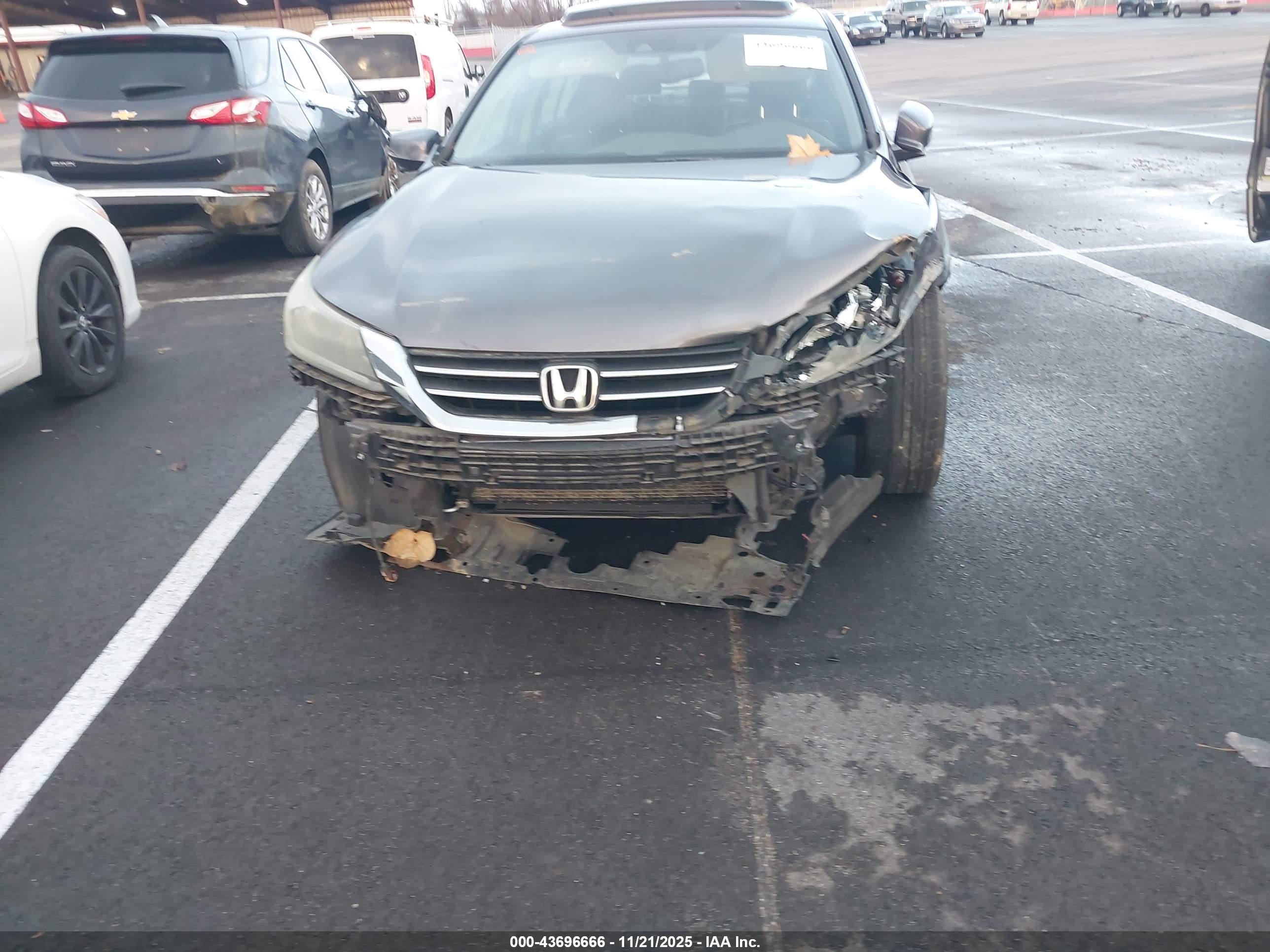 HONDA ACCORD image 6