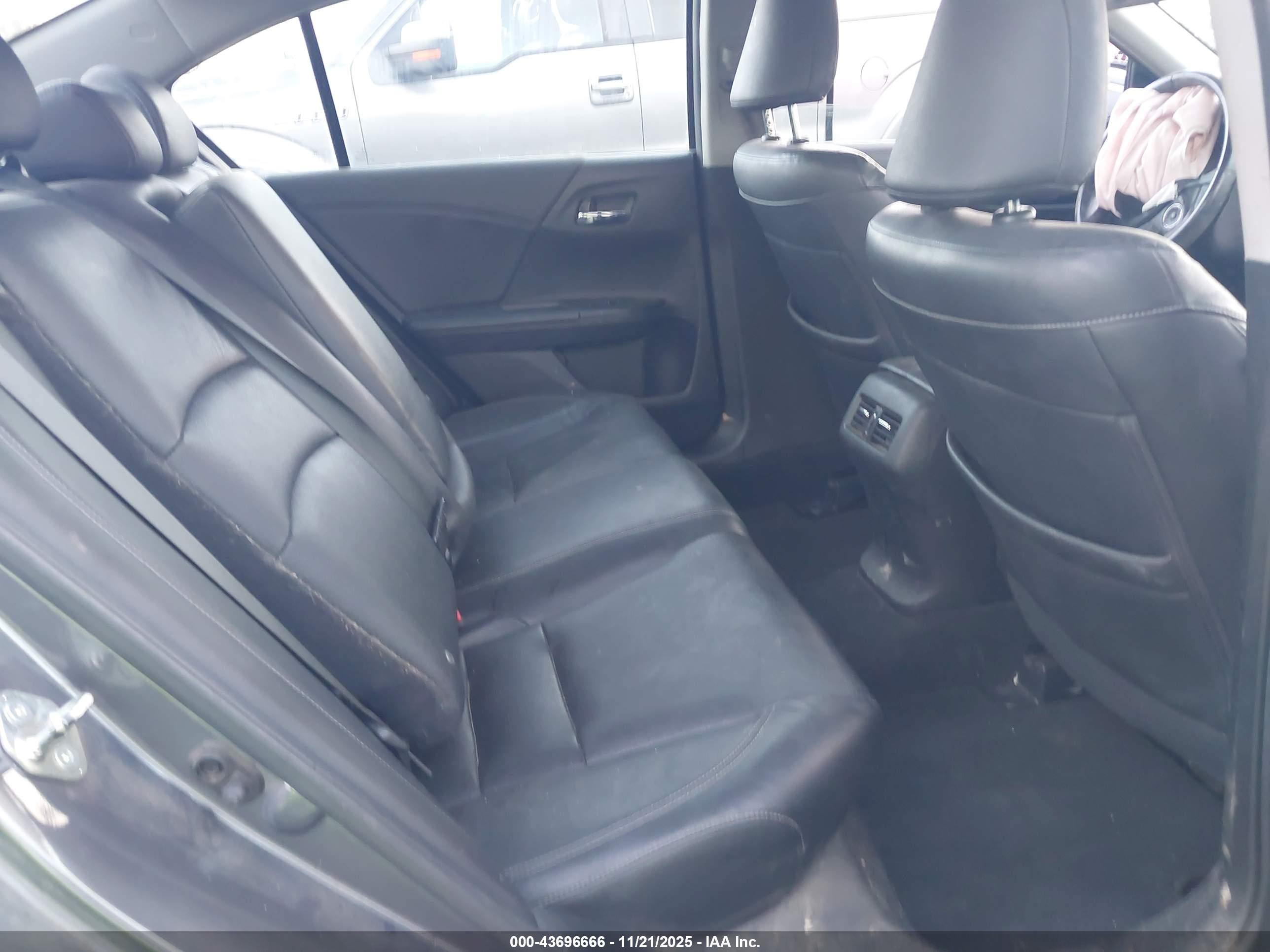 HONDA ACCORD image 8