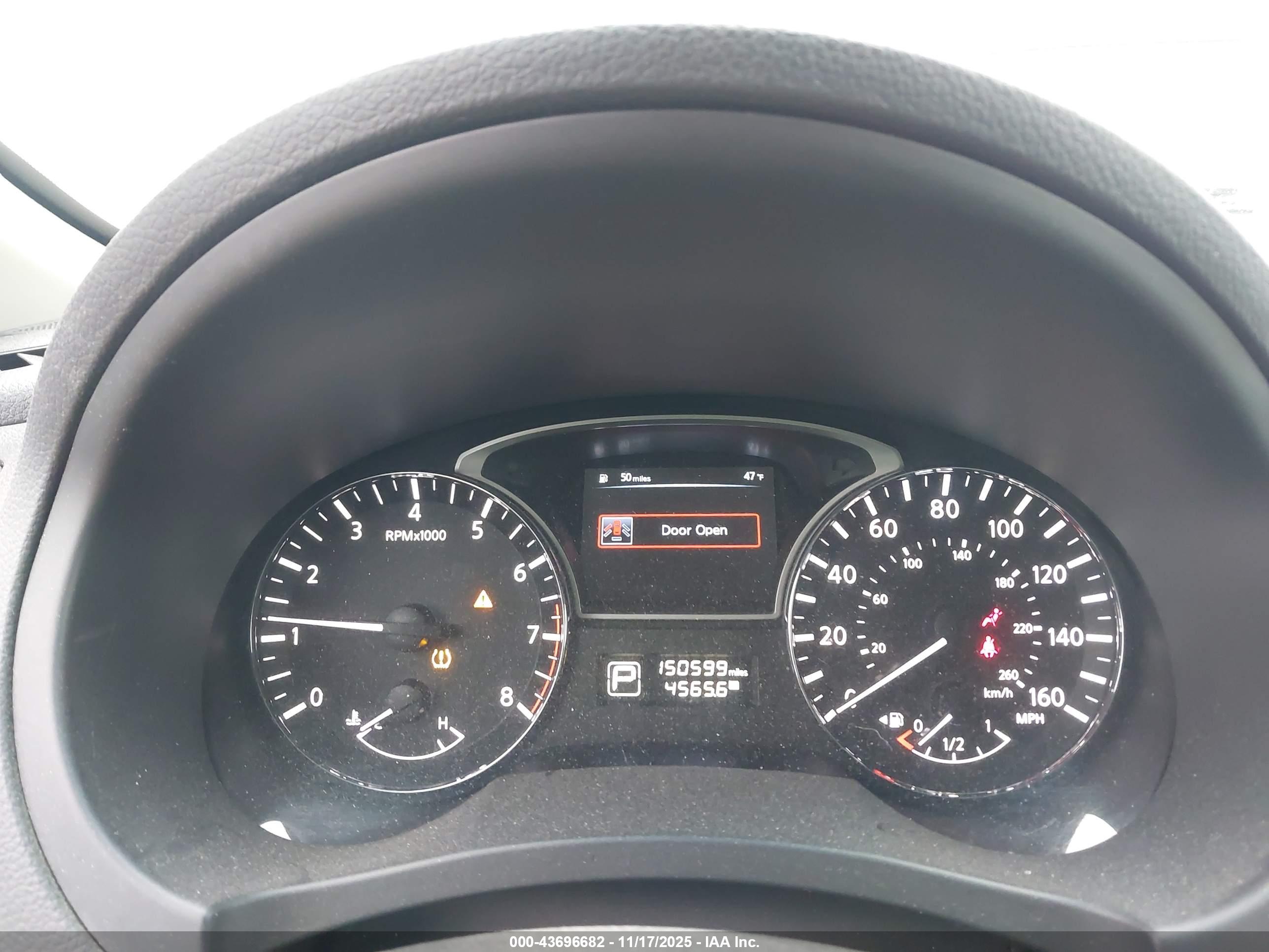 NISSAN ALTIMA image 7