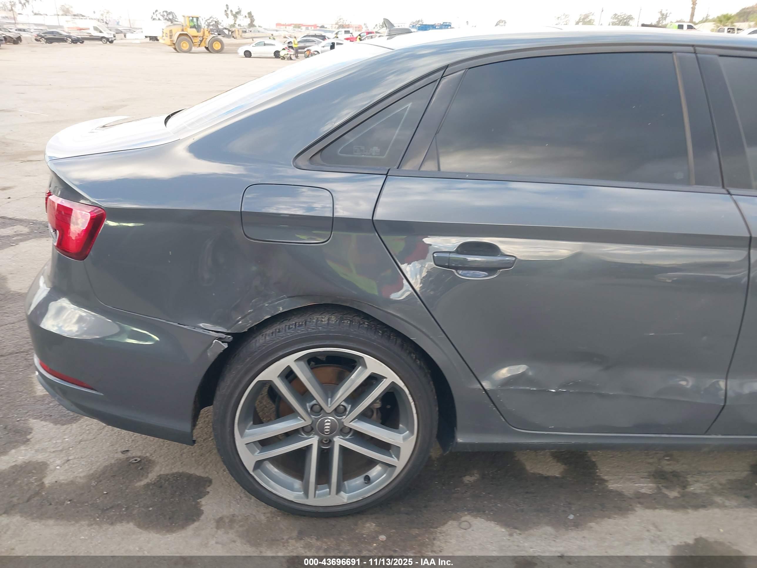 AUDI A3 image 6