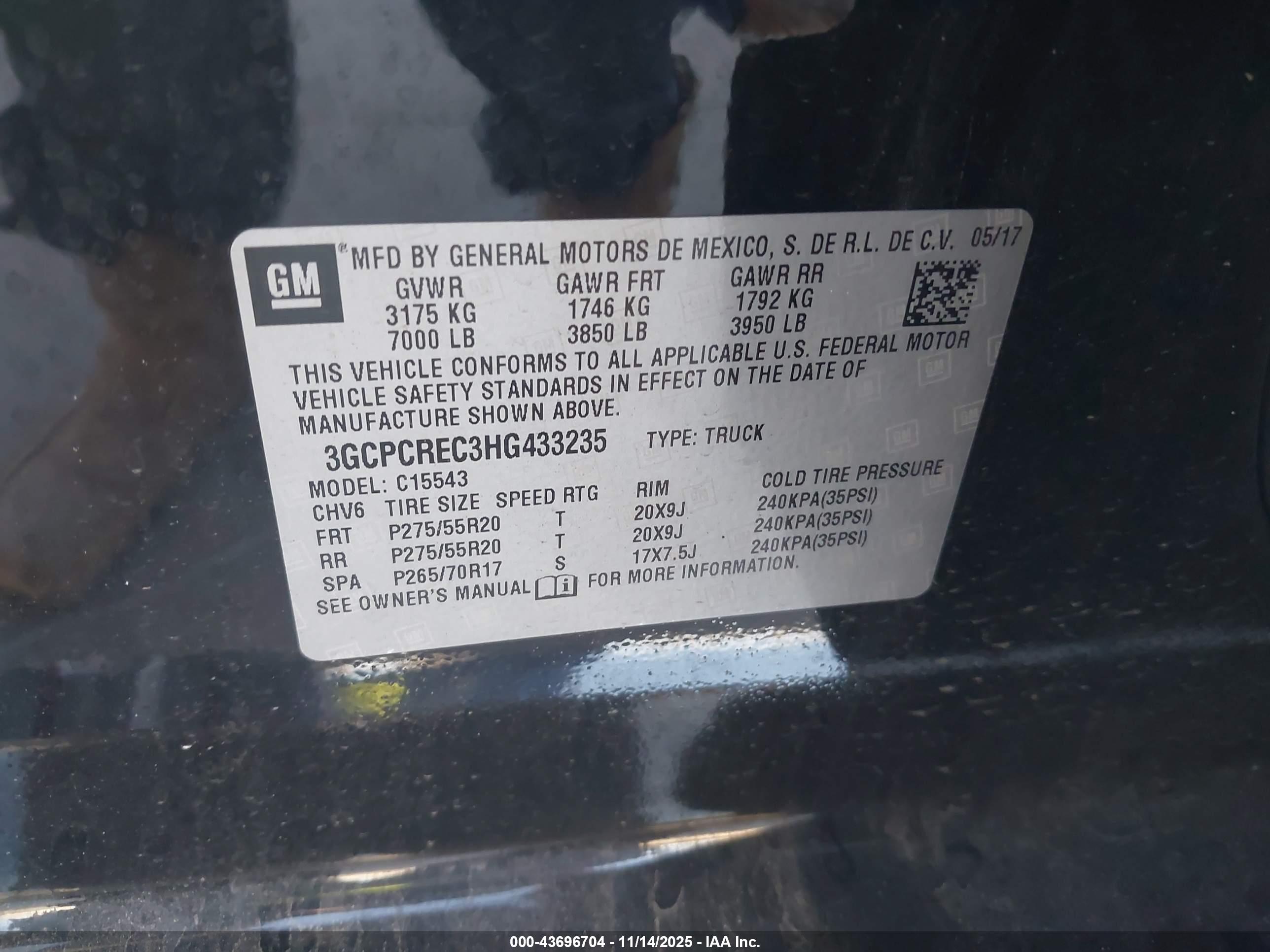 CHEVROLET SILVERADO image 9