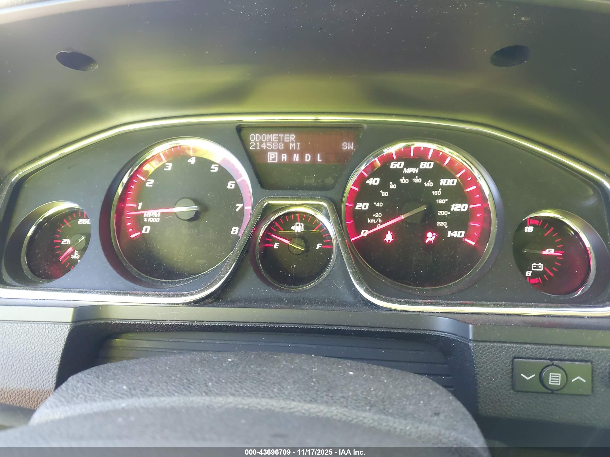 GMC ACADIA image 7