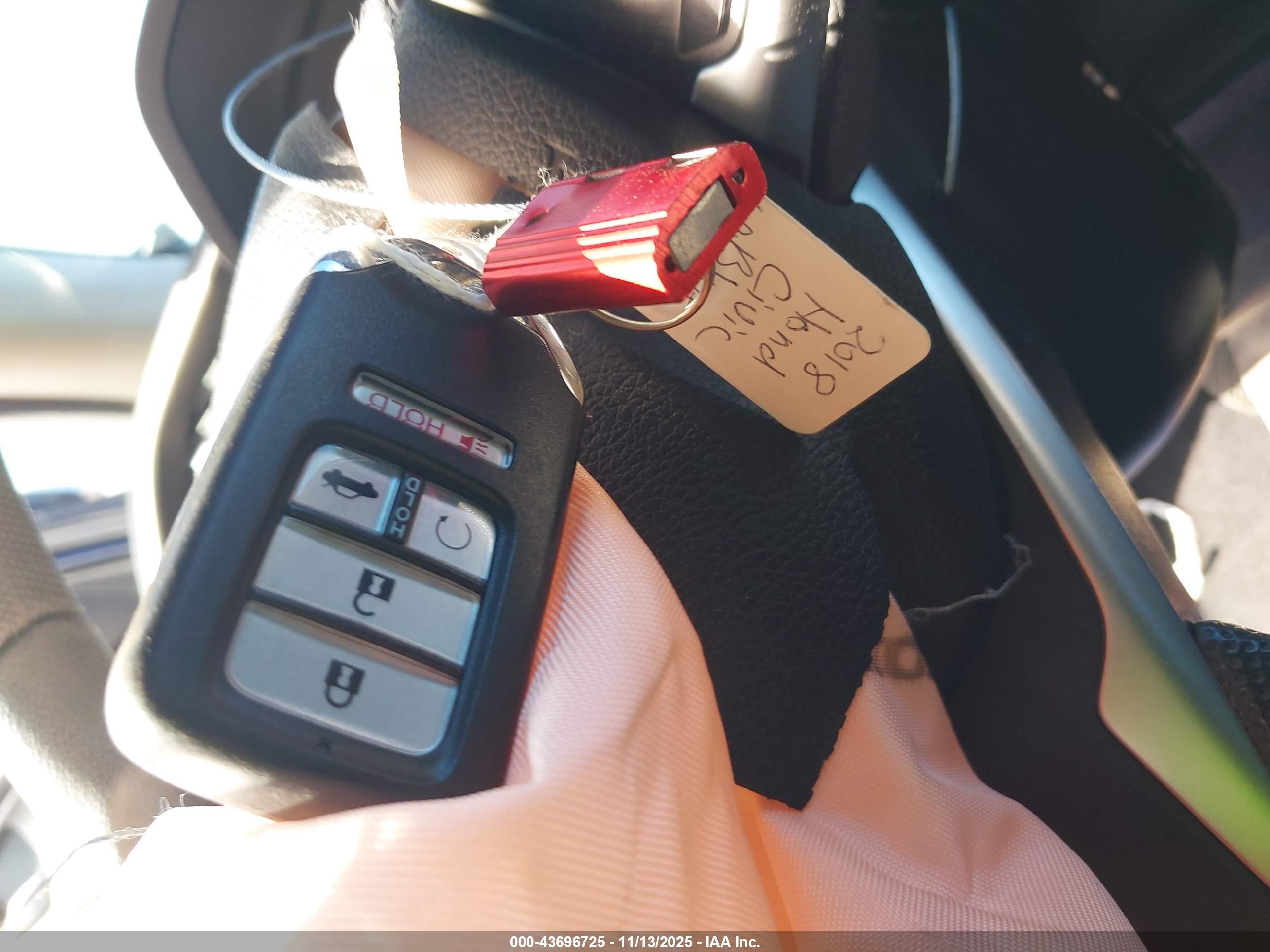 HONDA CIVIC image 11