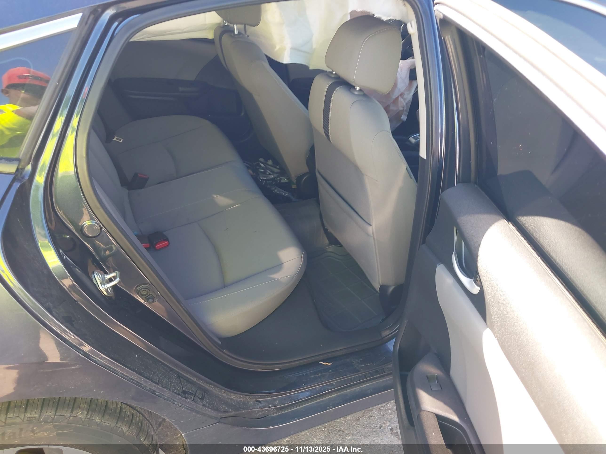 HONDA CIVIC image 8