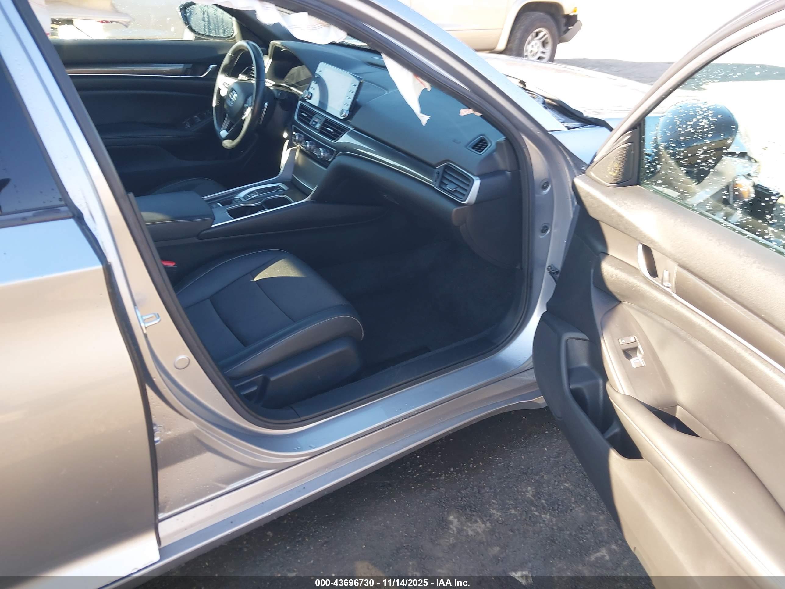 HONDA ACCORD image 5