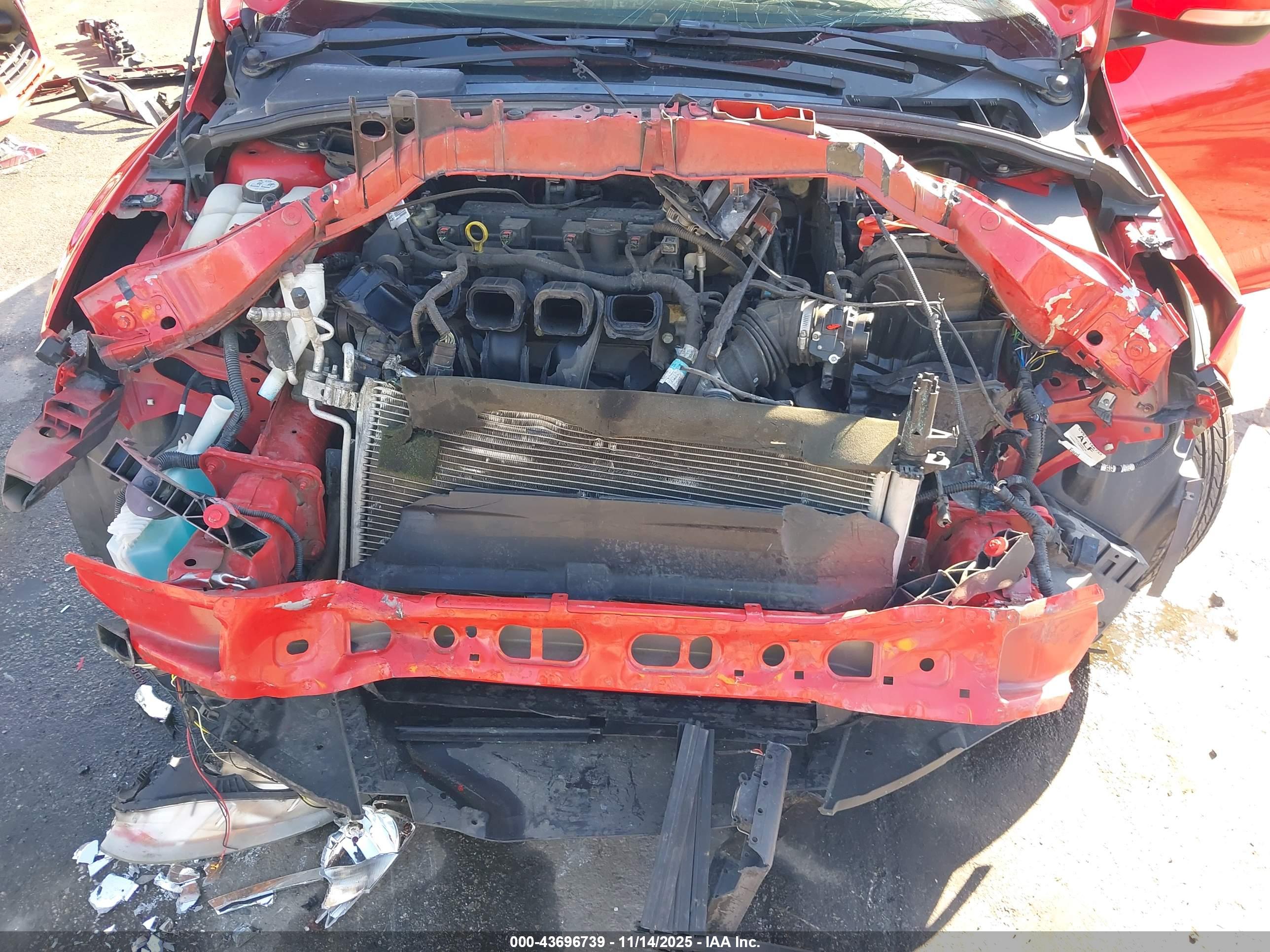 FORD FOCUS image 10