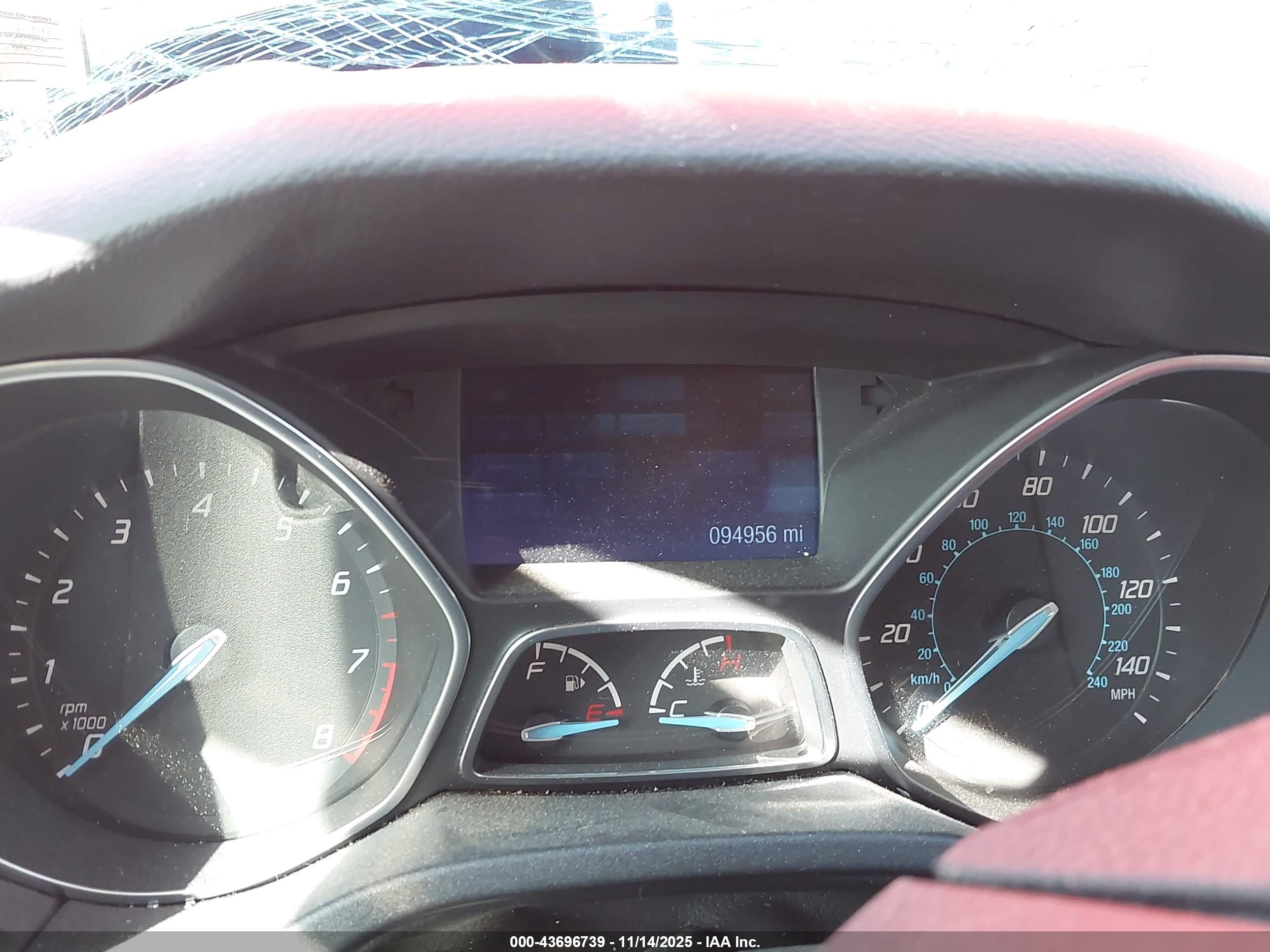 FORD FOCUS image 7