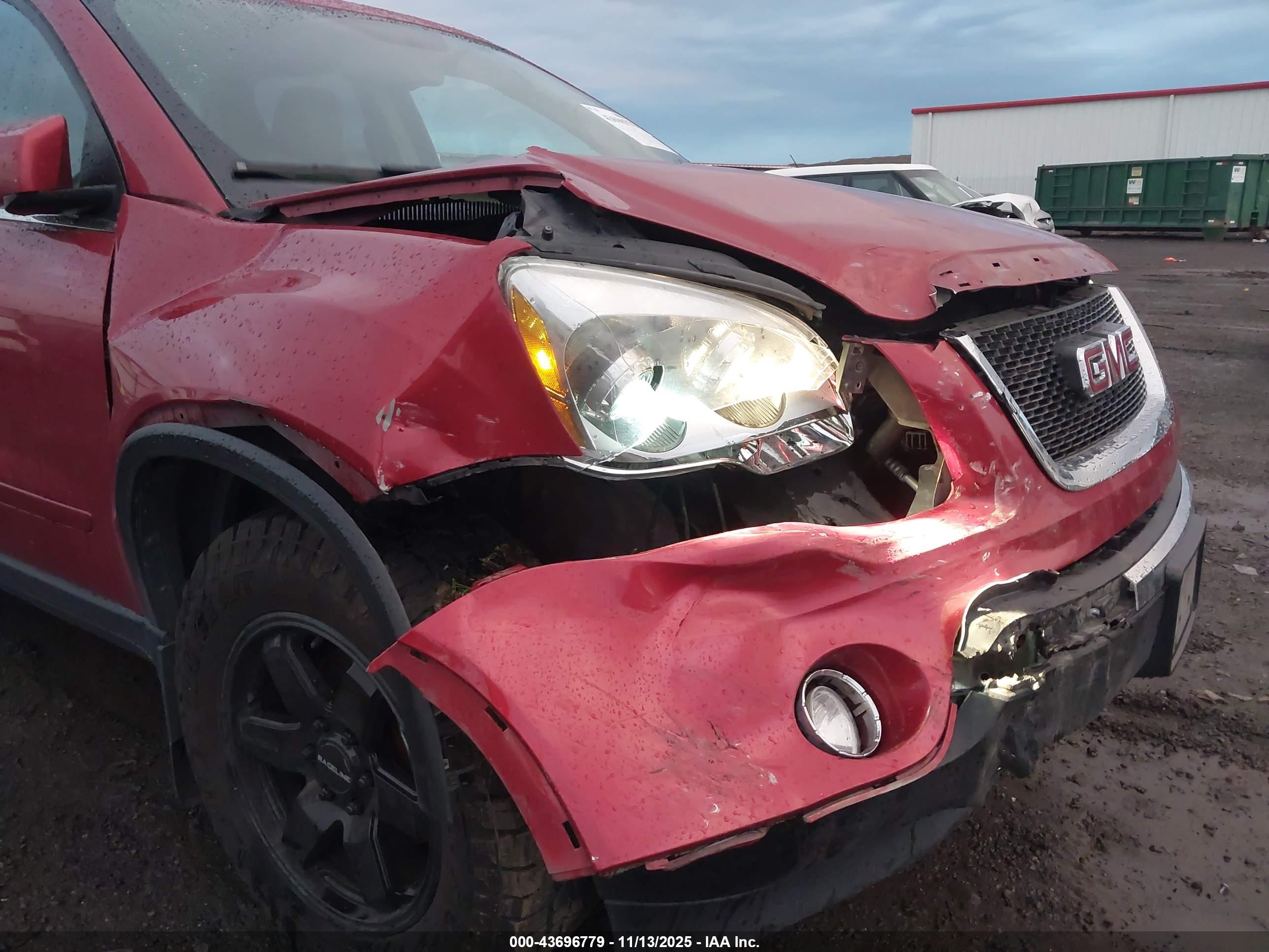 GMC ACADIA image 6