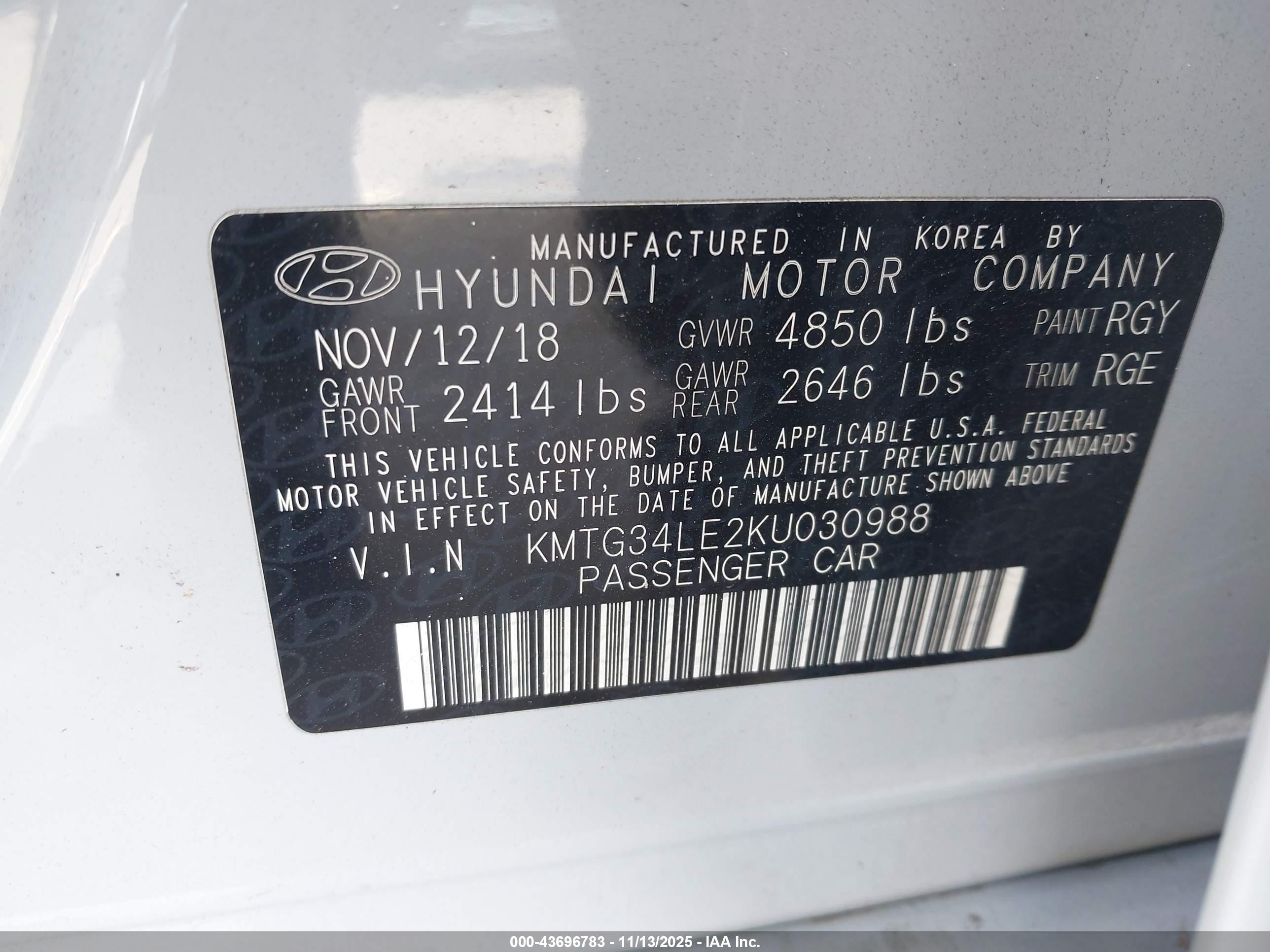 GENESIS G70 image 9