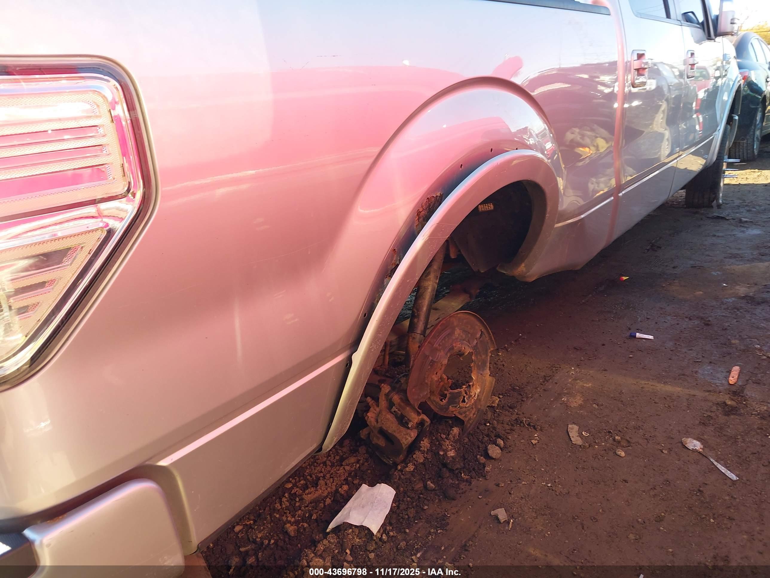 FORD F-150 image 6