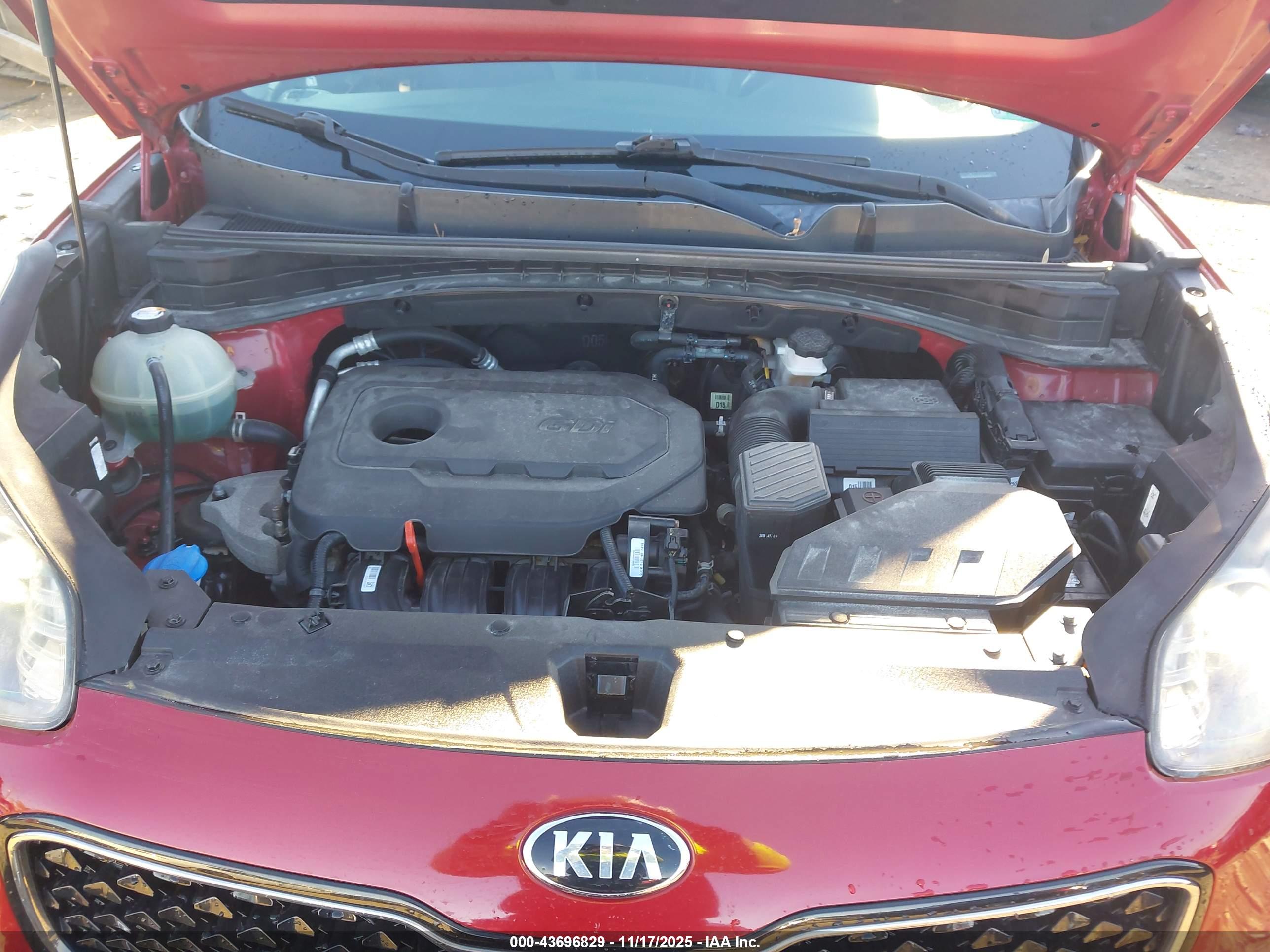 KIA SPORTAGE image 10