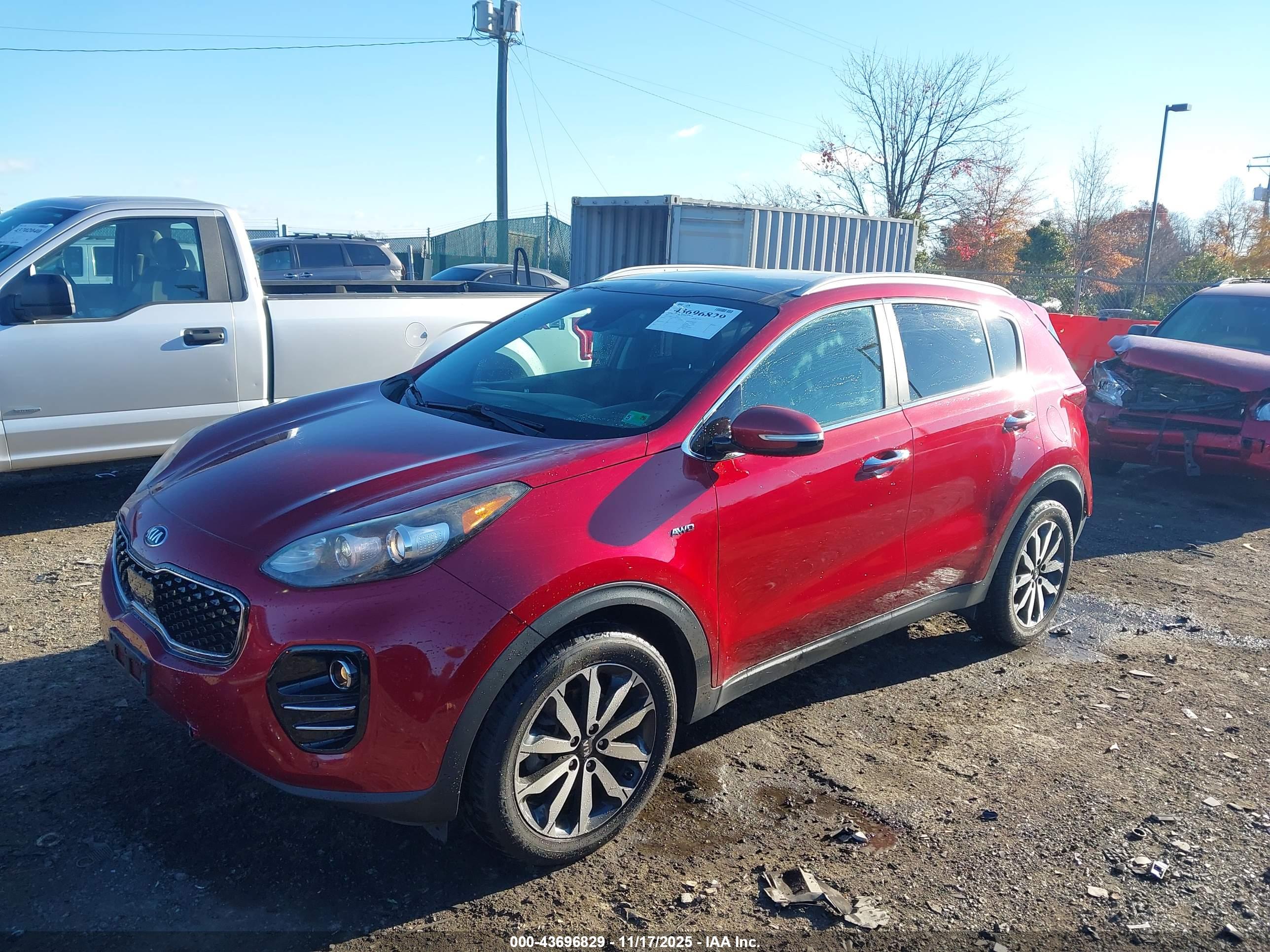 KIA SPORTAGE image 2