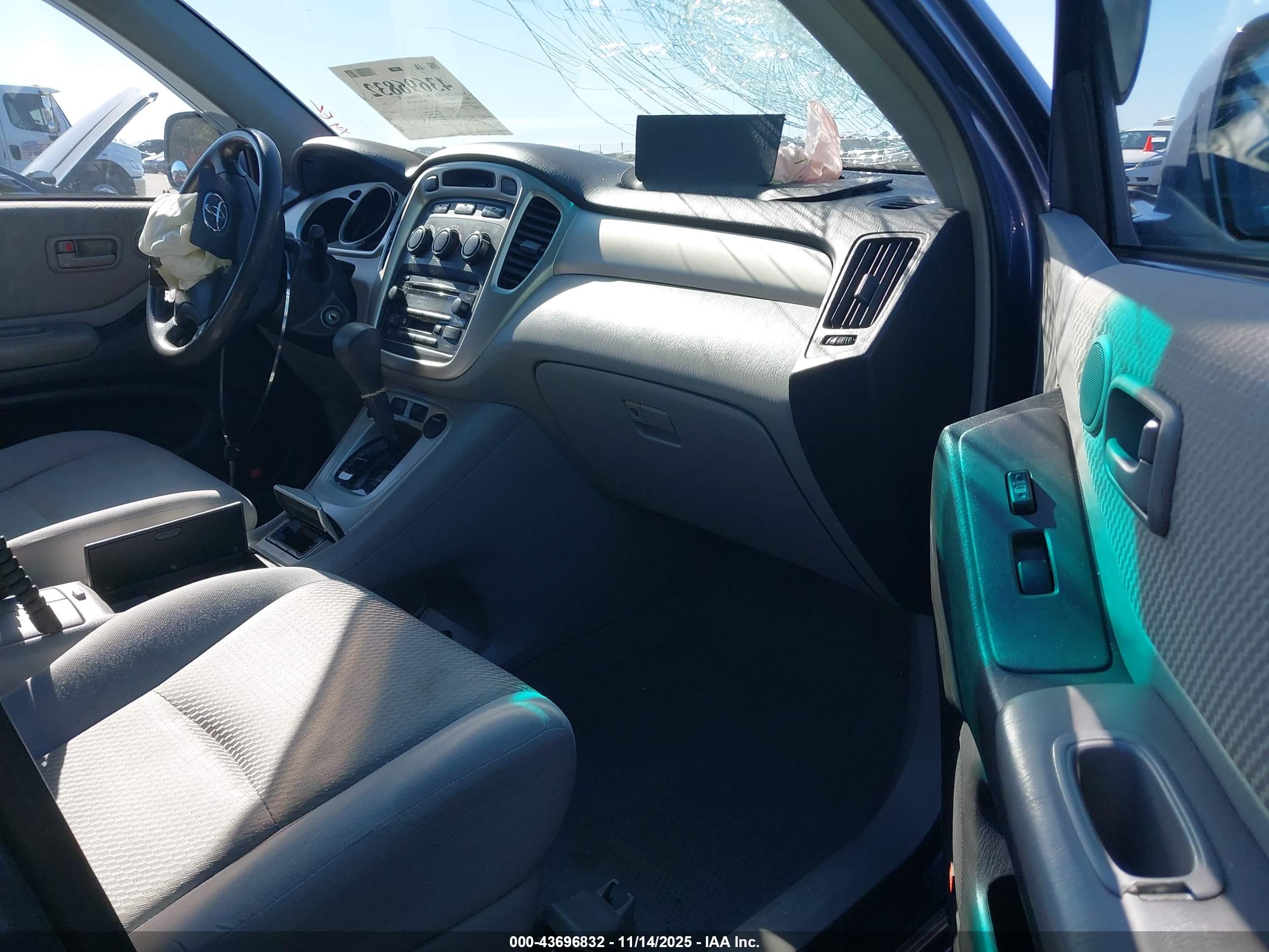 TOYOTA HIGHLANDER image 5