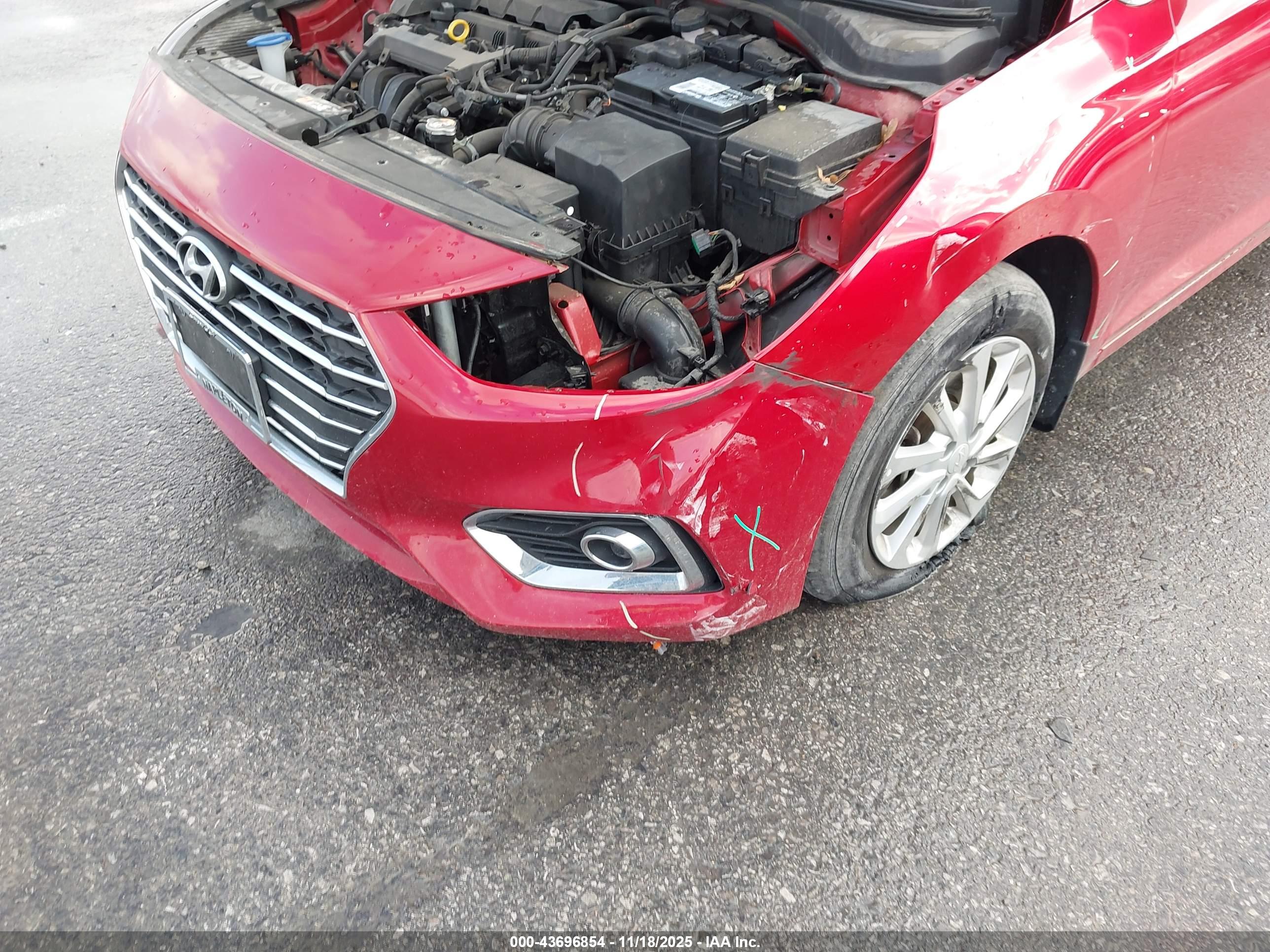 HYUNDAI ACCENT image 6