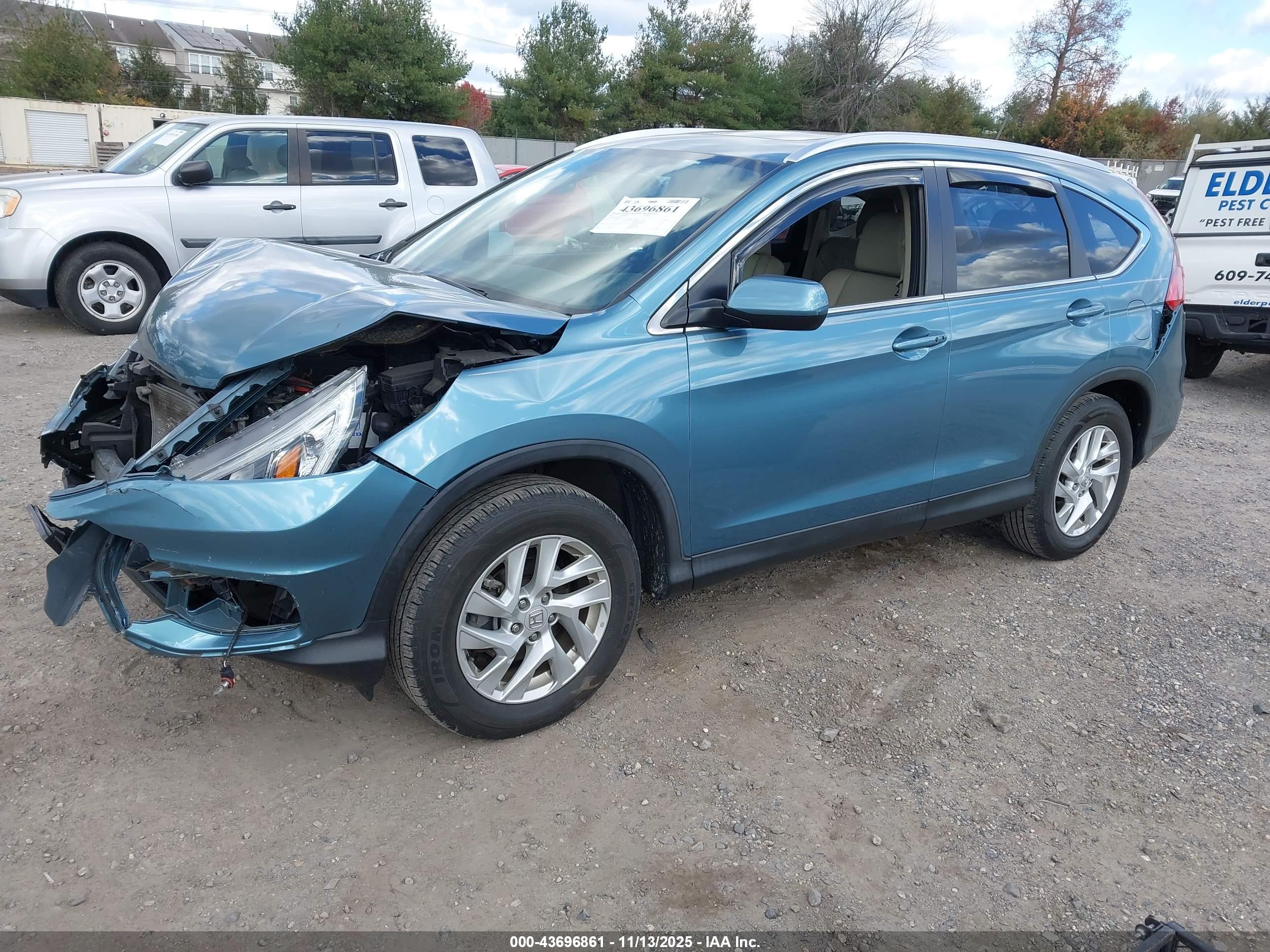 HONDA CR-V image 2