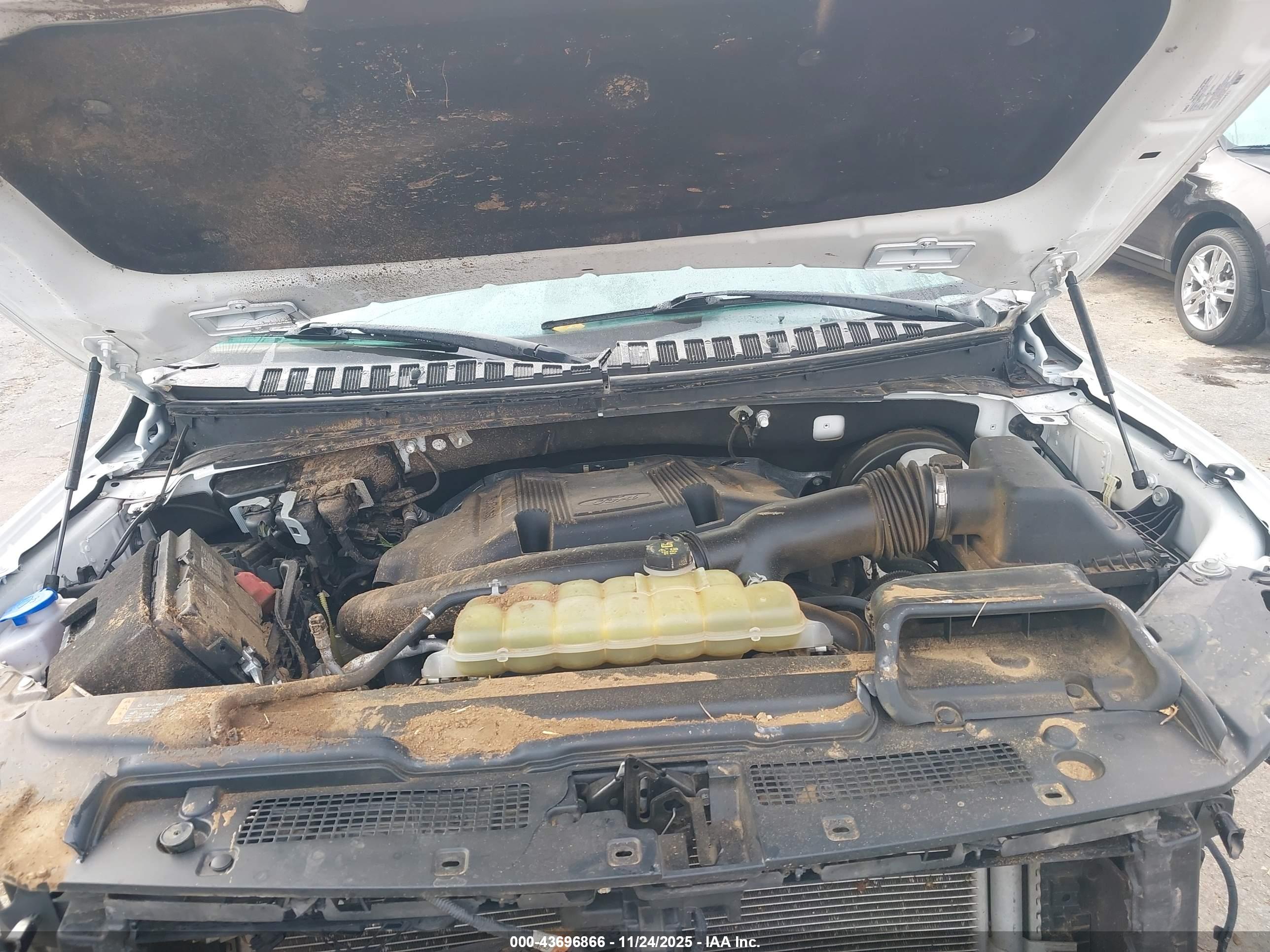 FORD EXPEDITION image 10