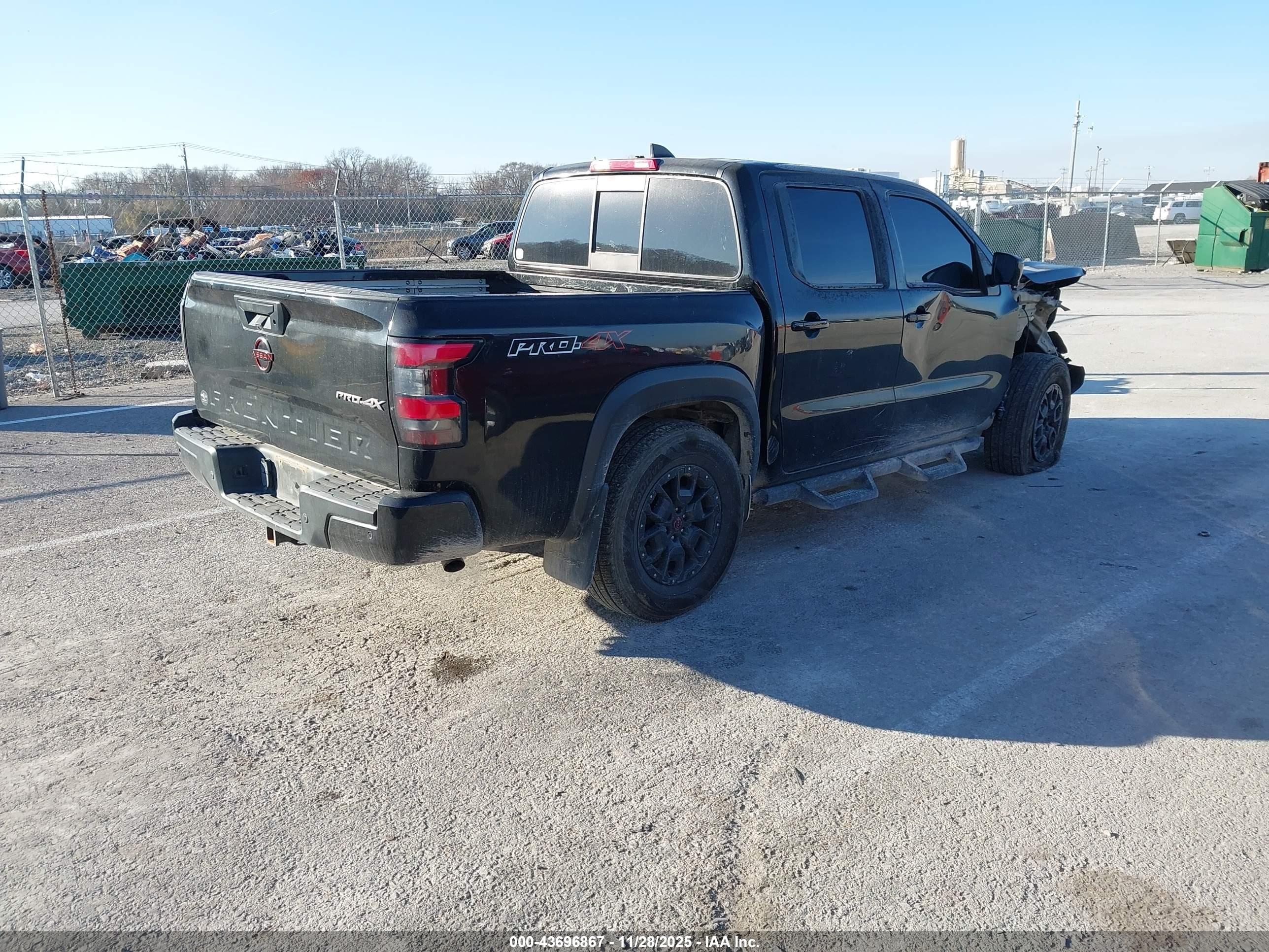 NISSAN FRONTIER image 4