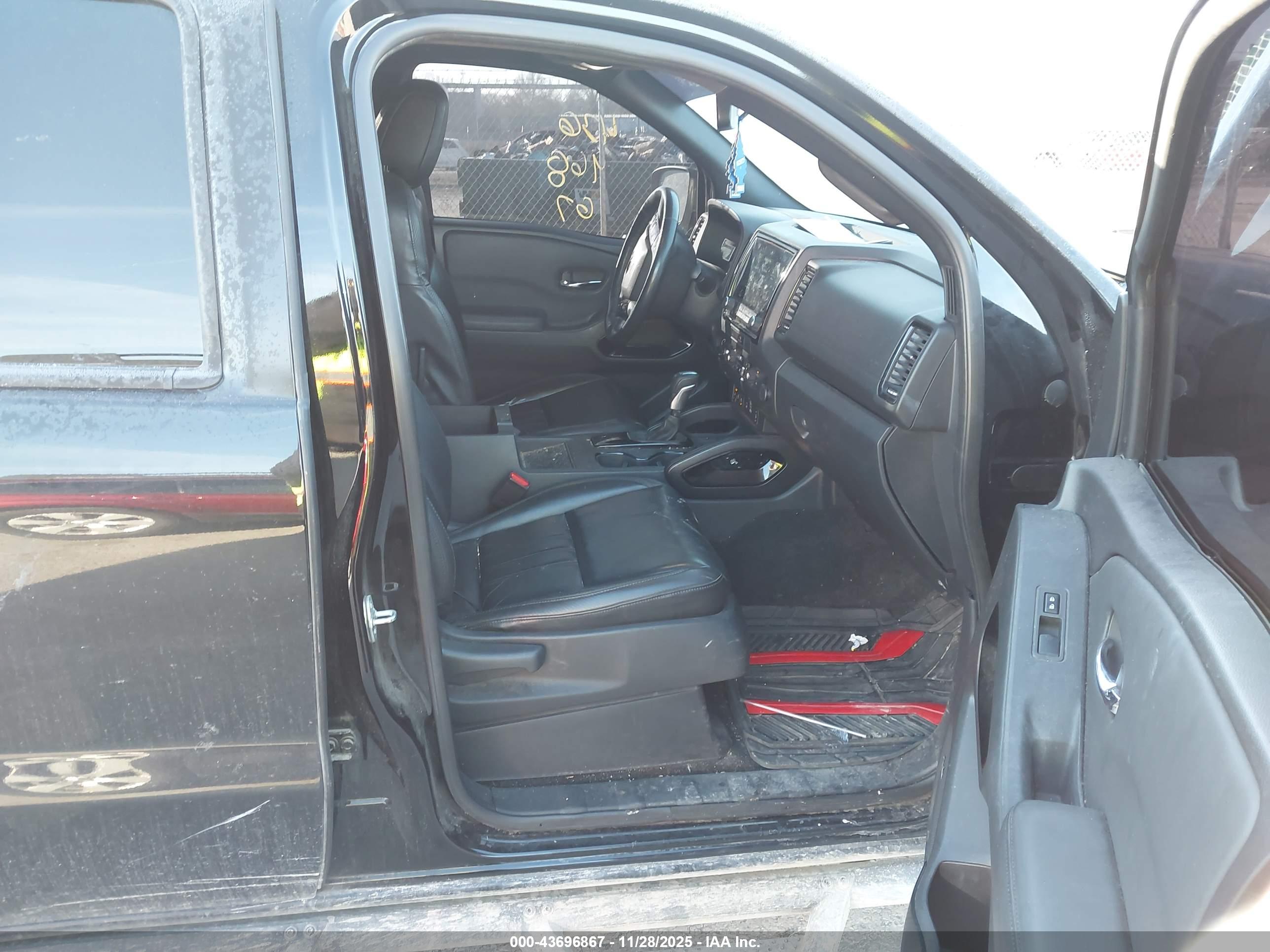 NISSAN FRONTIER image 5