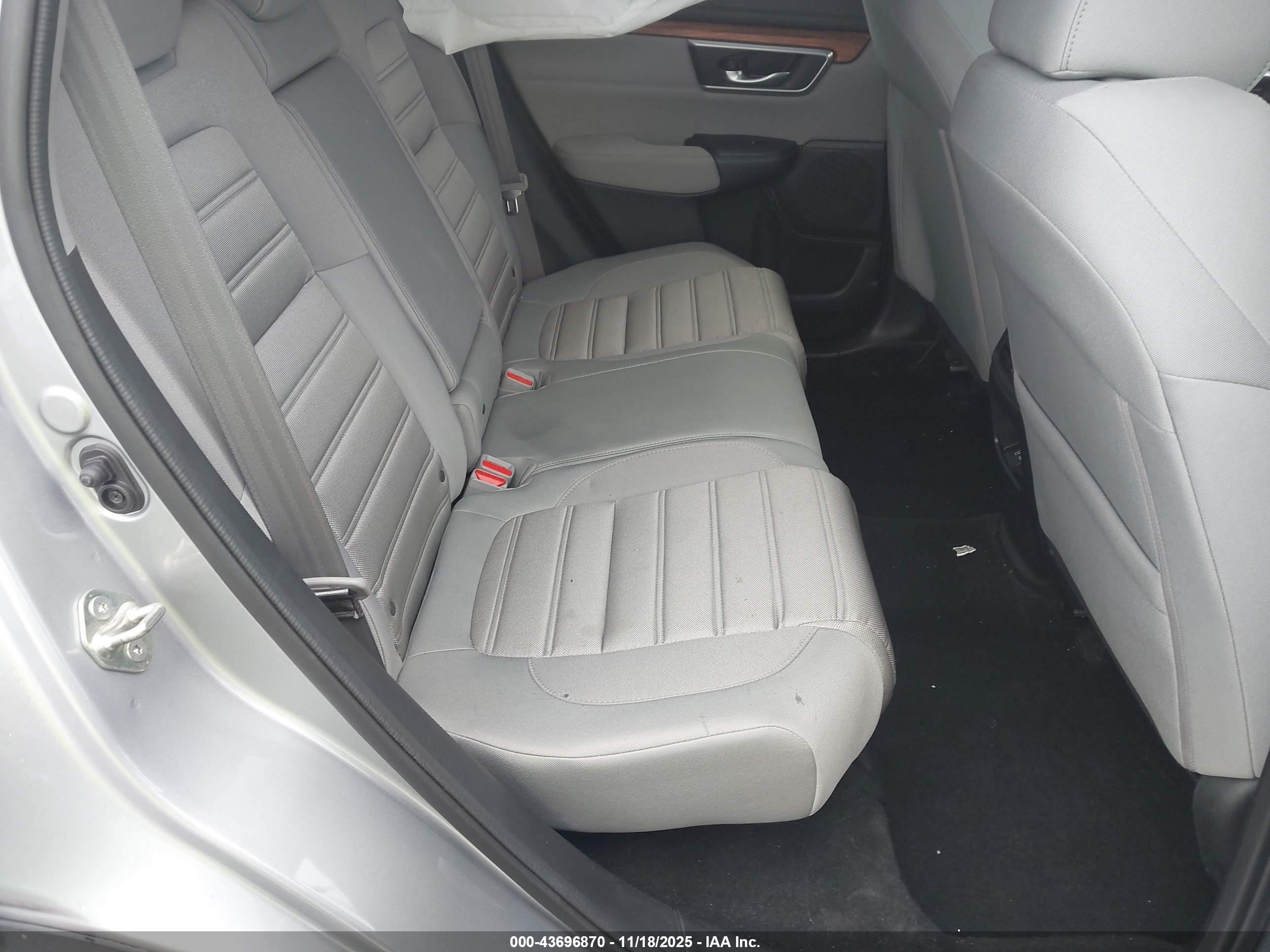 HONDA CR-V image 8