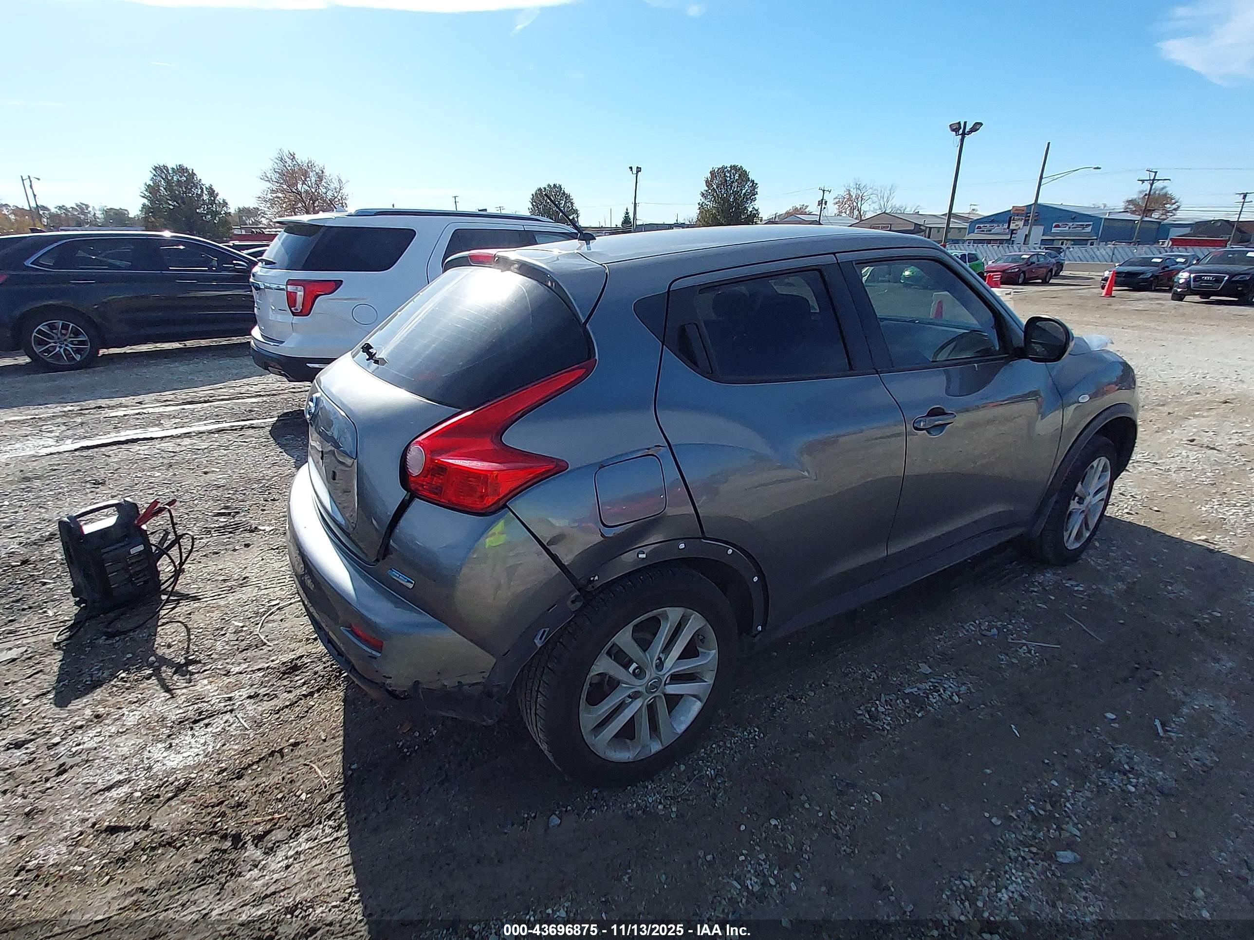 NISSAN JUKE image 4