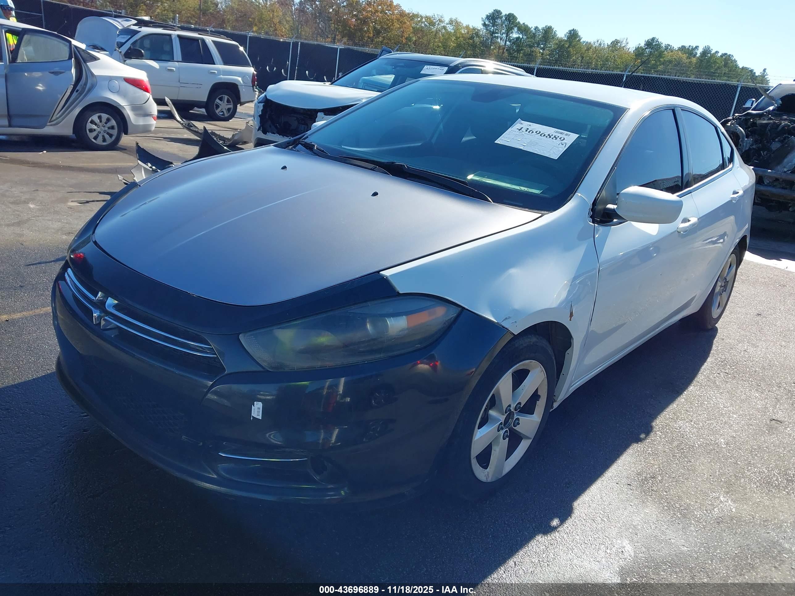DODGE DART image 2