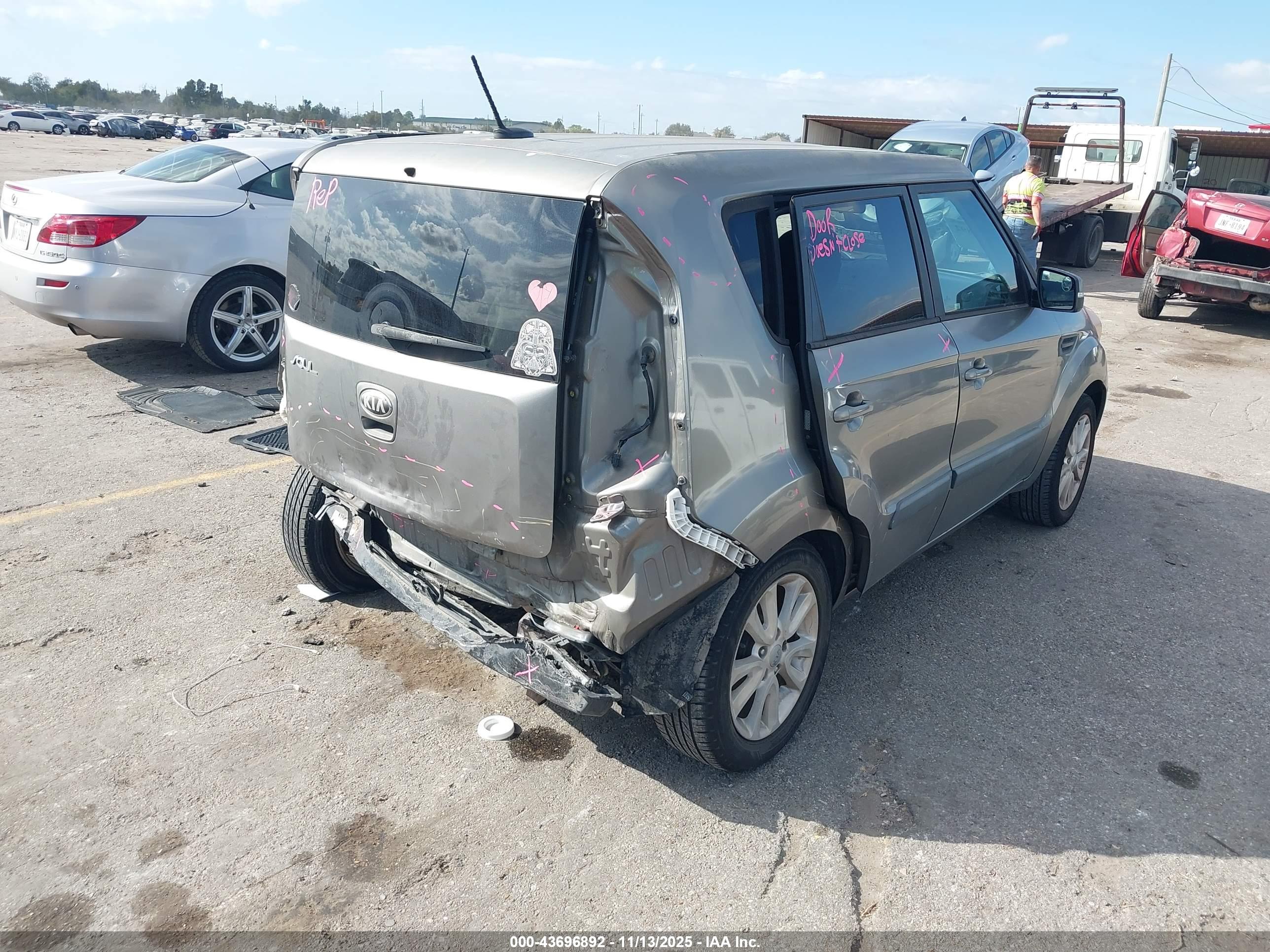 KIA SOUL image 4