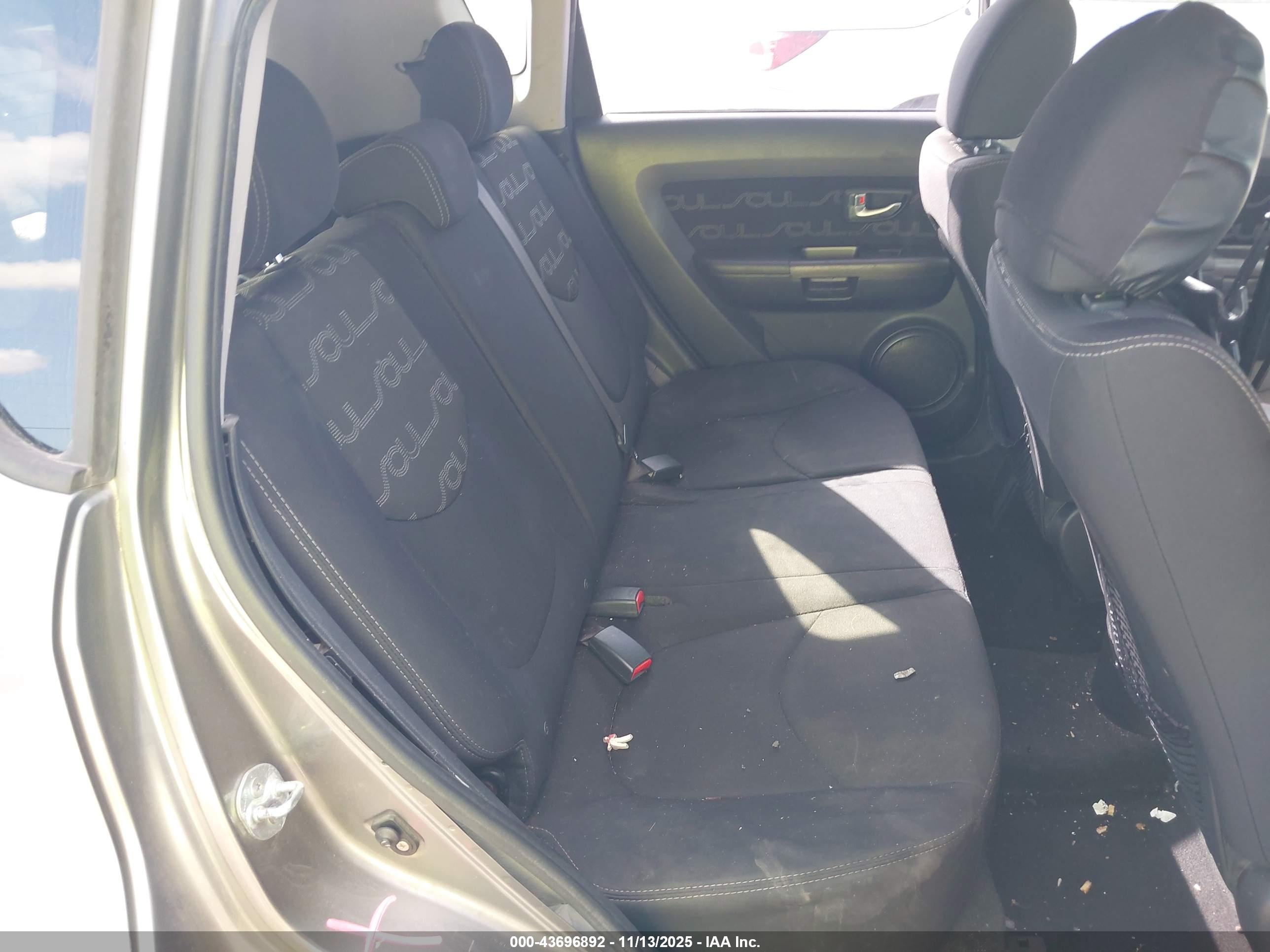 KIA SOUL image 8