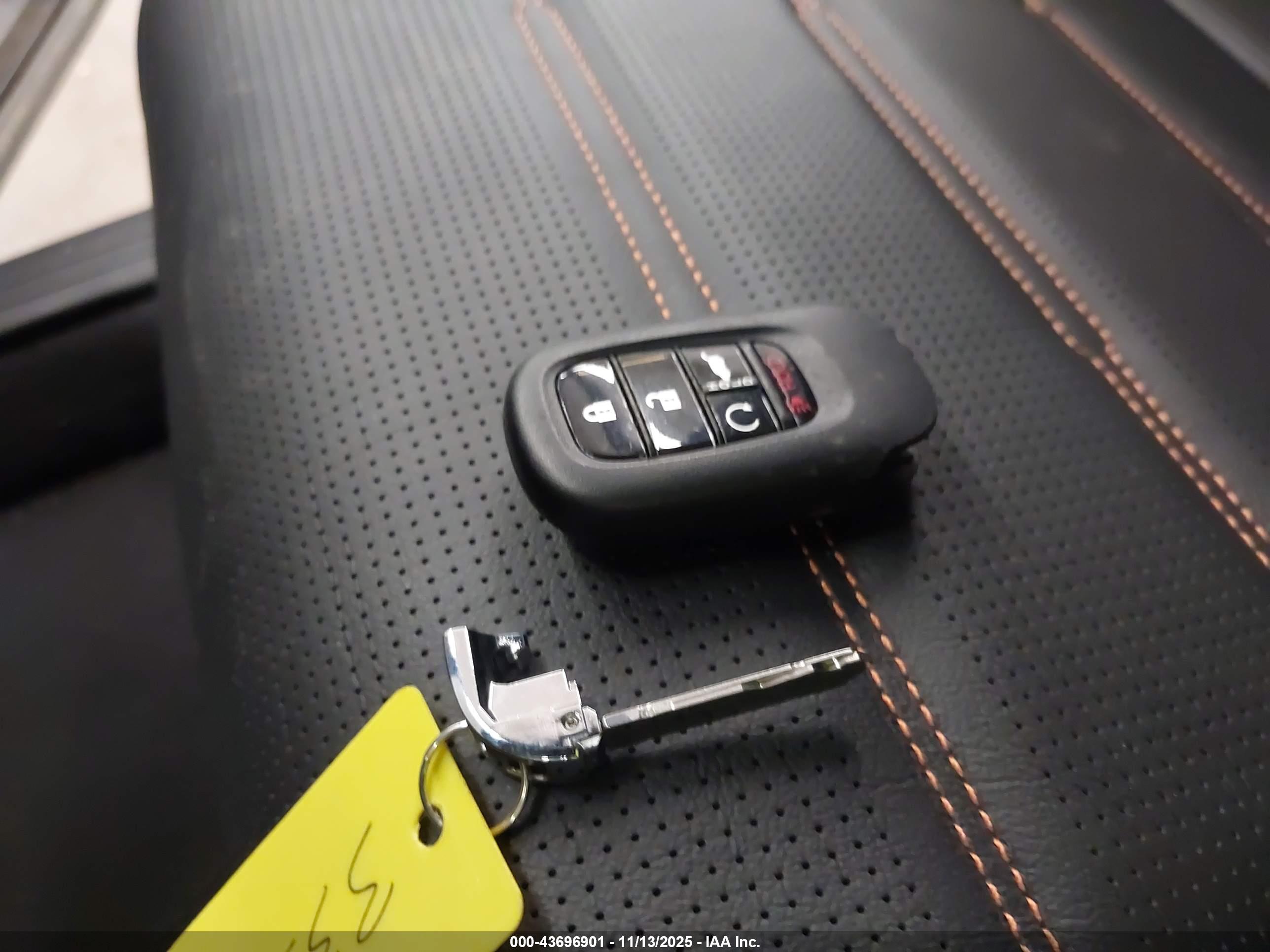 HONDA CR-V image 11