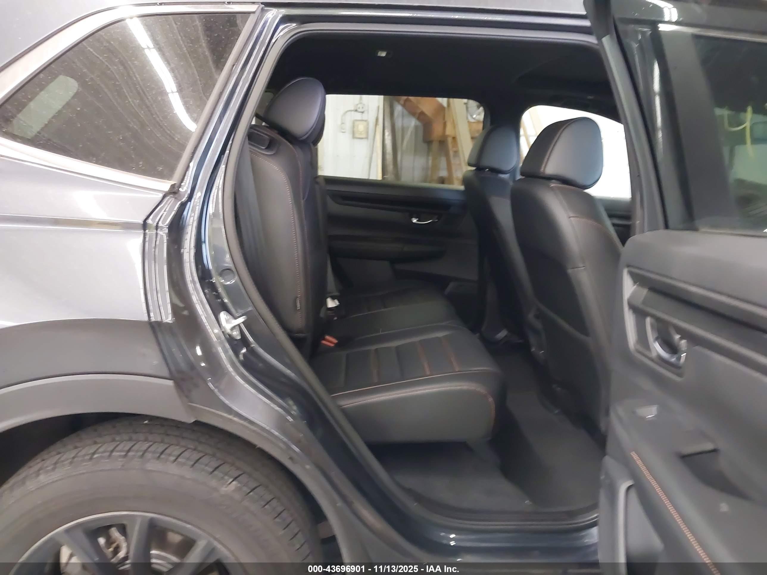 HONDA CR-V image 8