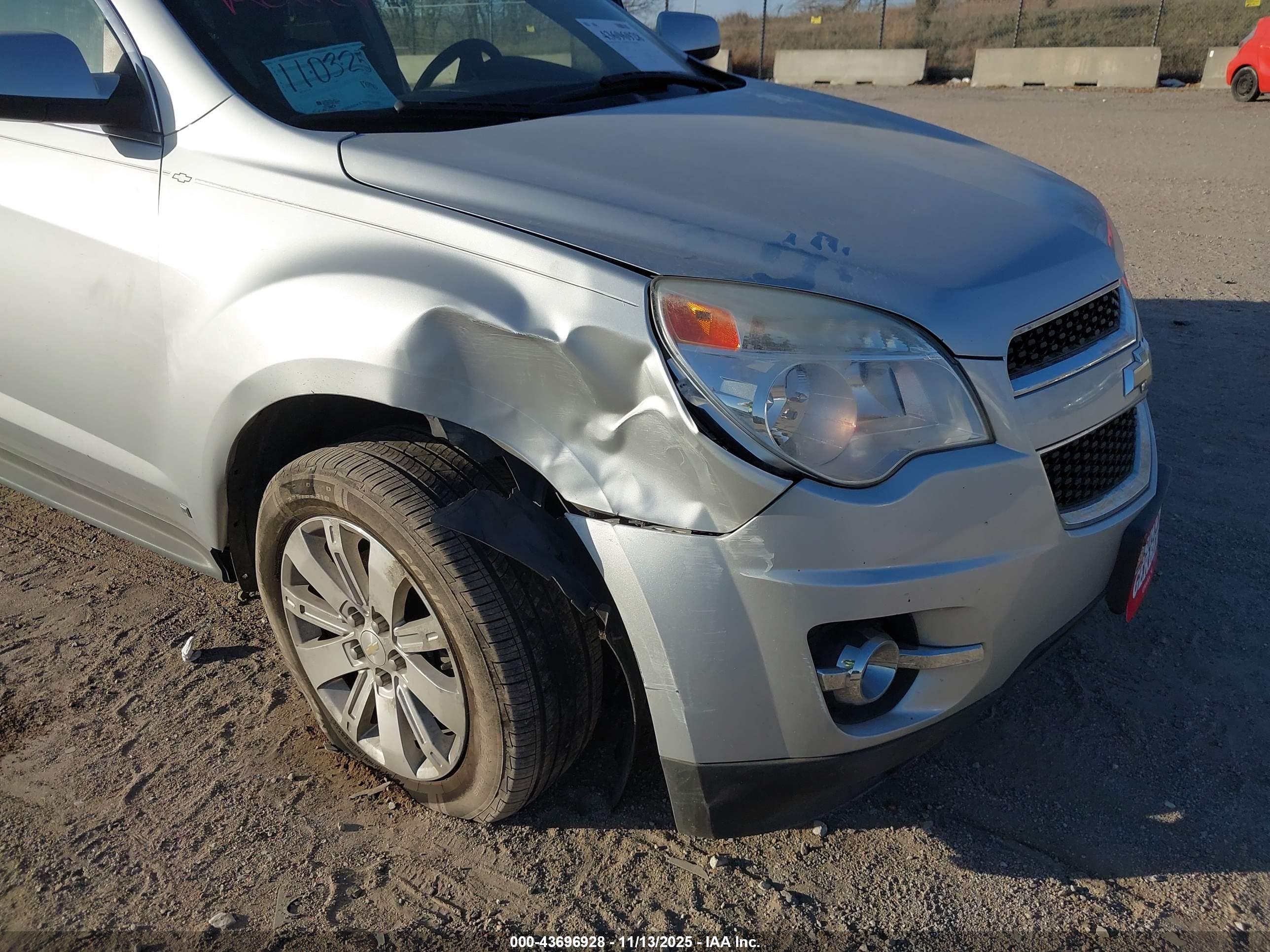 CHEVROLET EQUINOX image 6