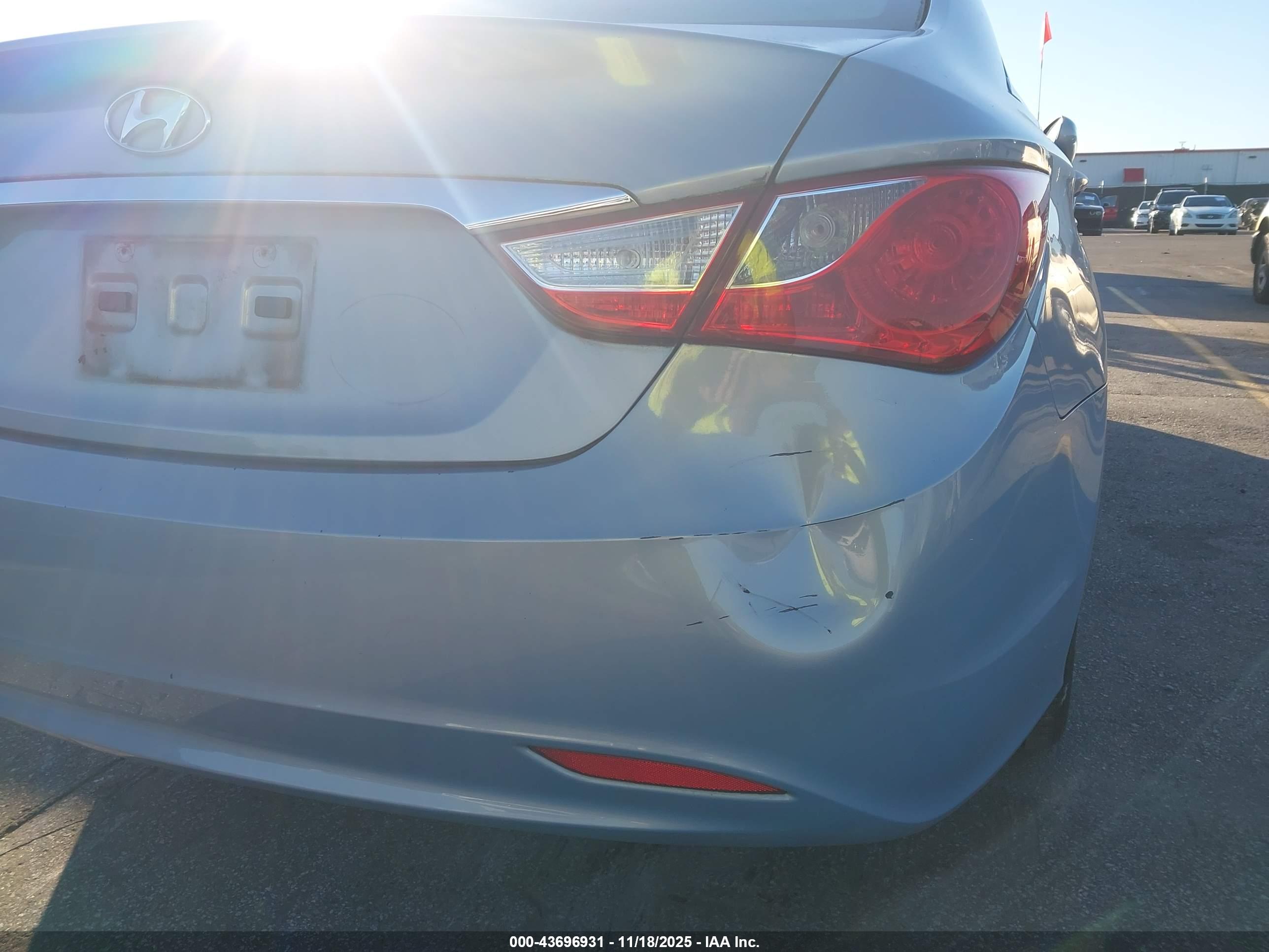 HYUNDAI SONATA image 6