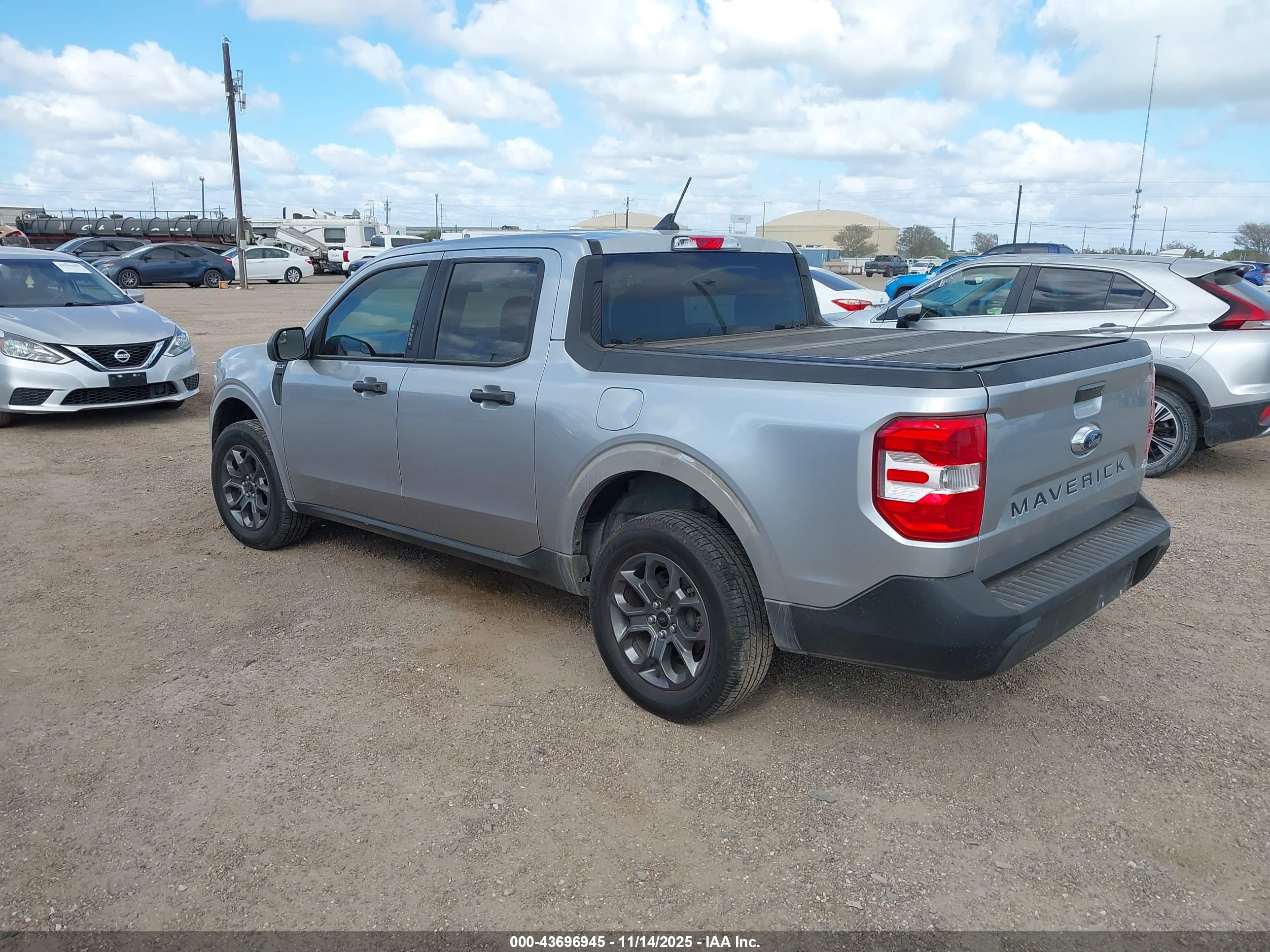 FORD MAVERICK image 3