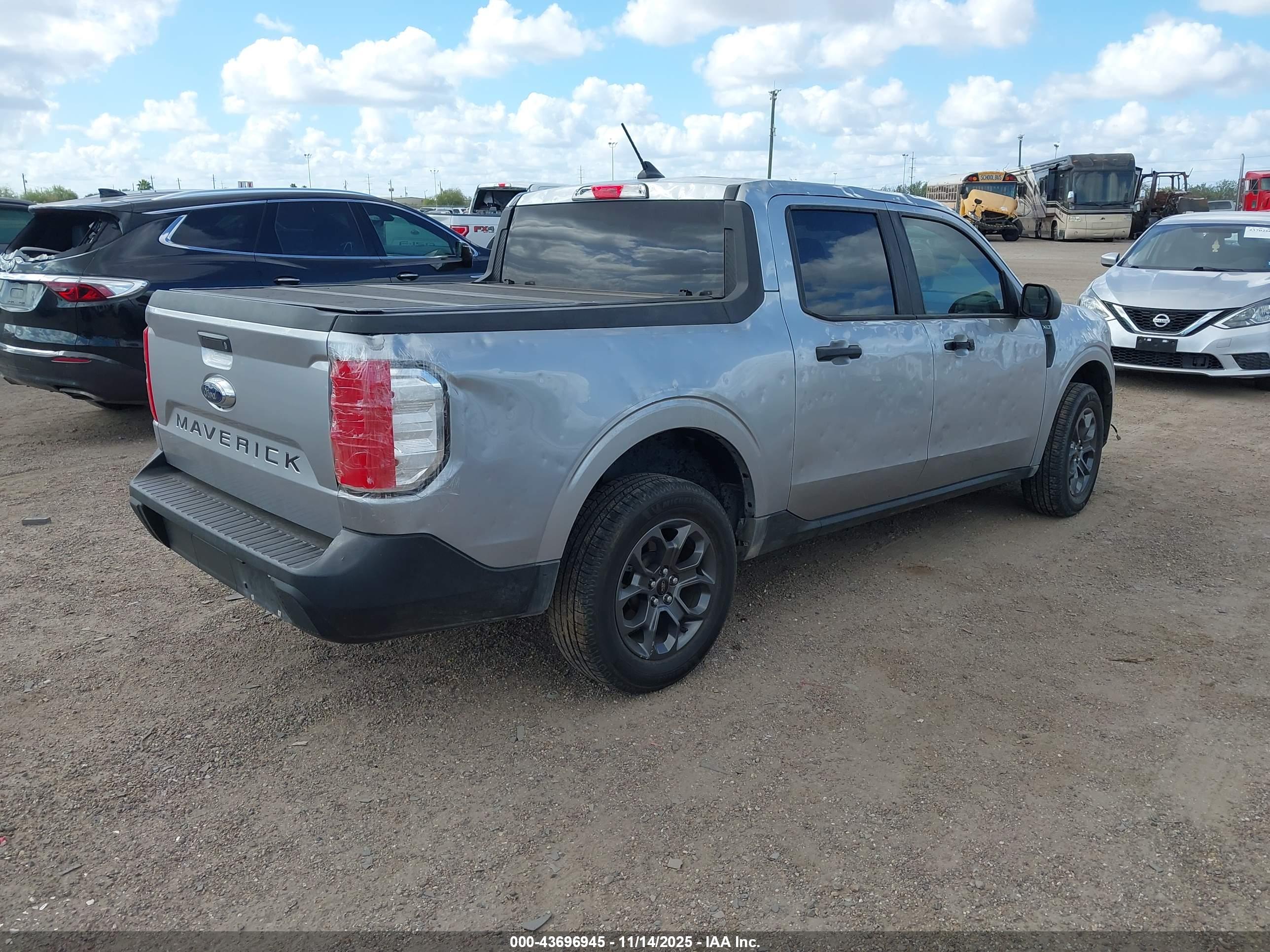 FORD MAVERICK image 4