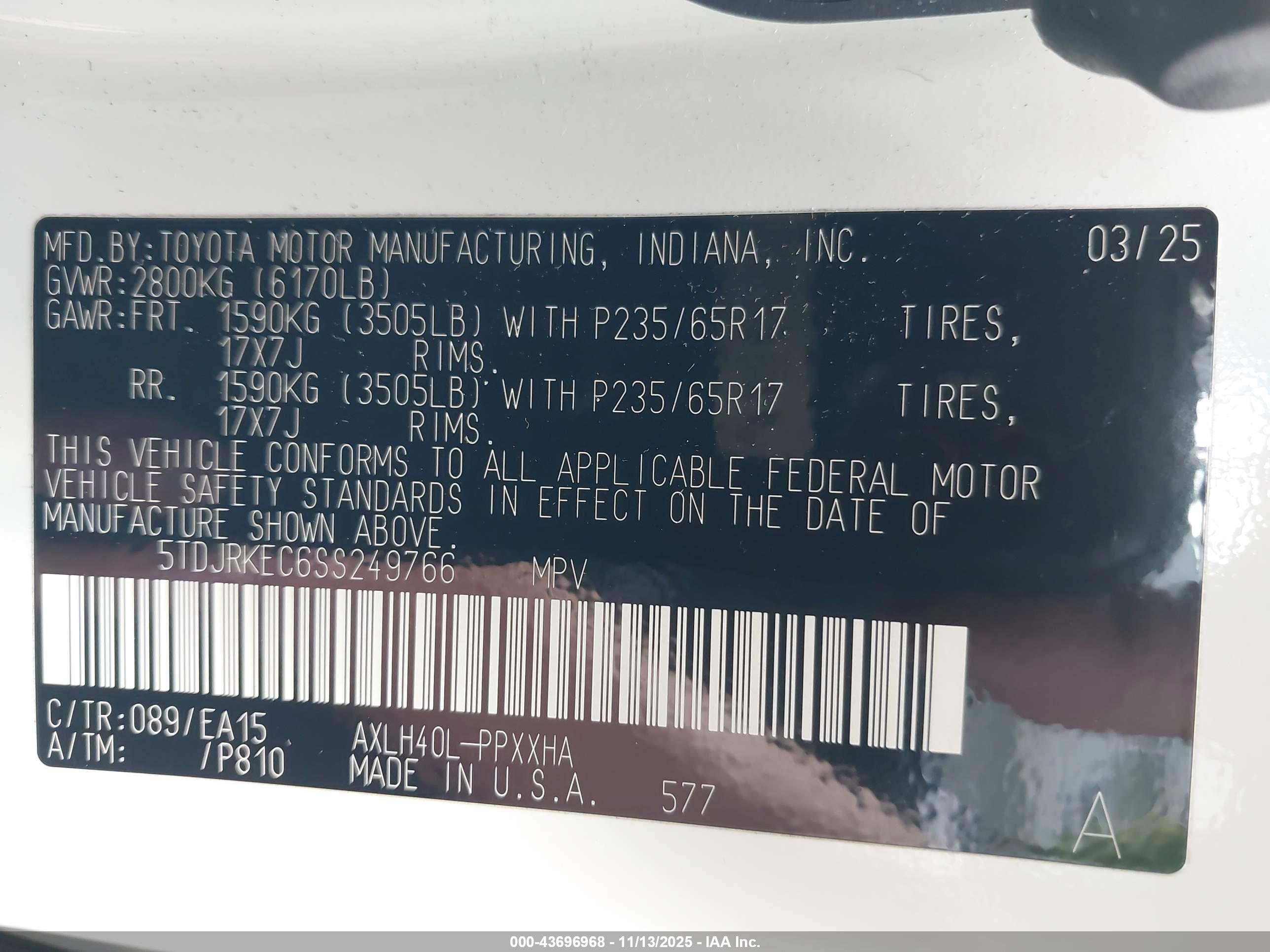 TOYOTA SIENNA image 9