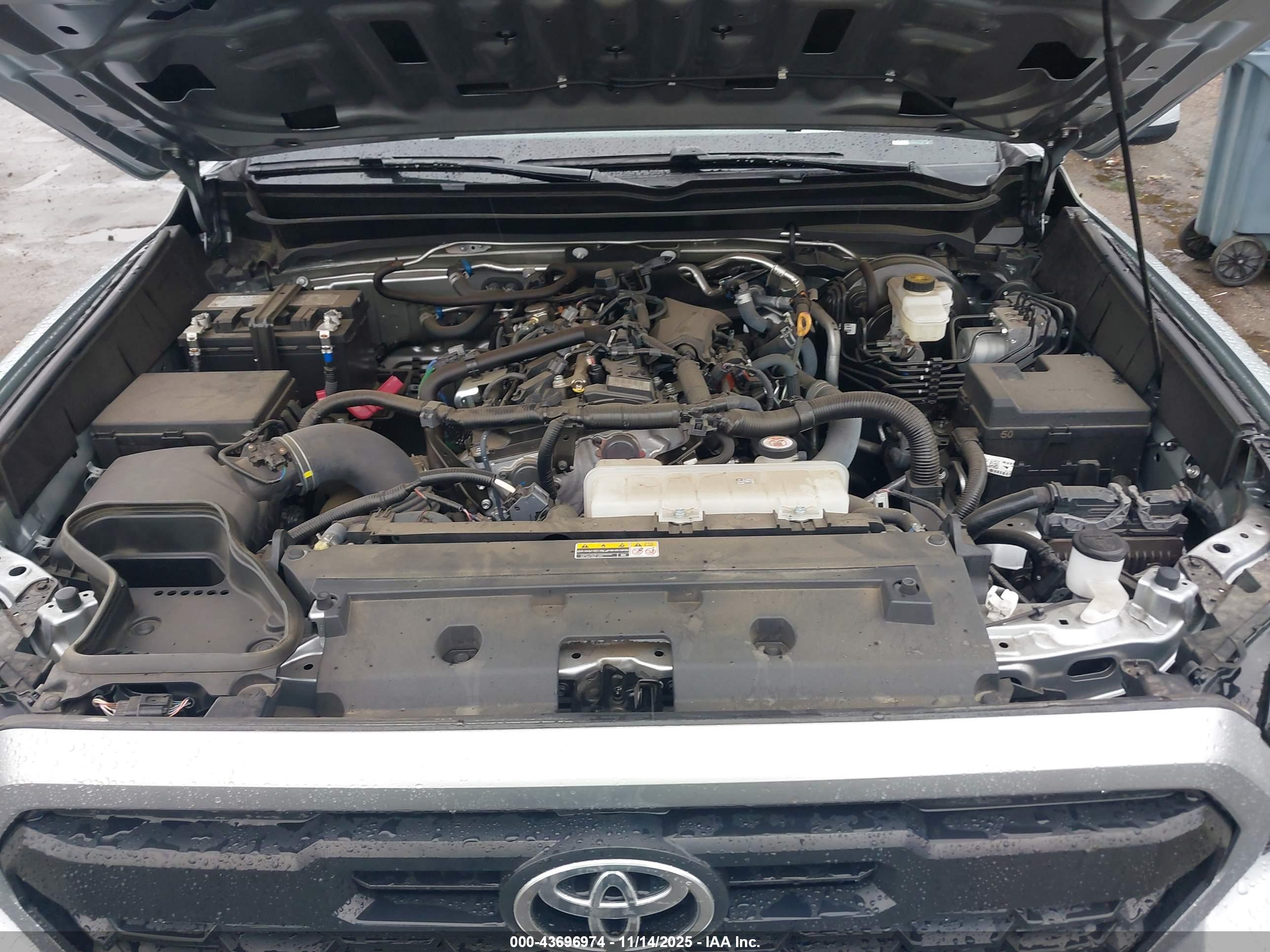 TOYOTA TACOMA image 10
