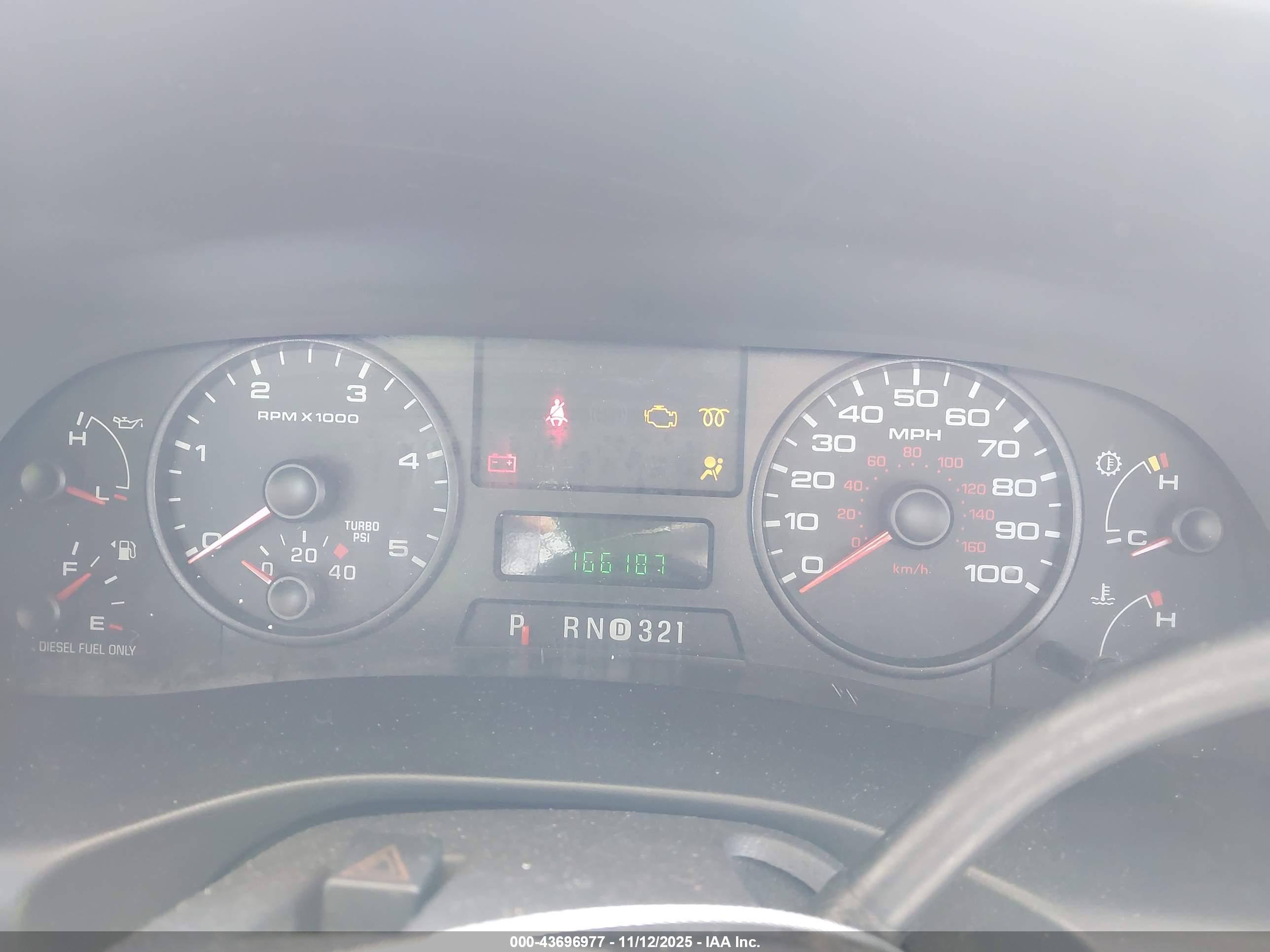 FORD F-550 image 6