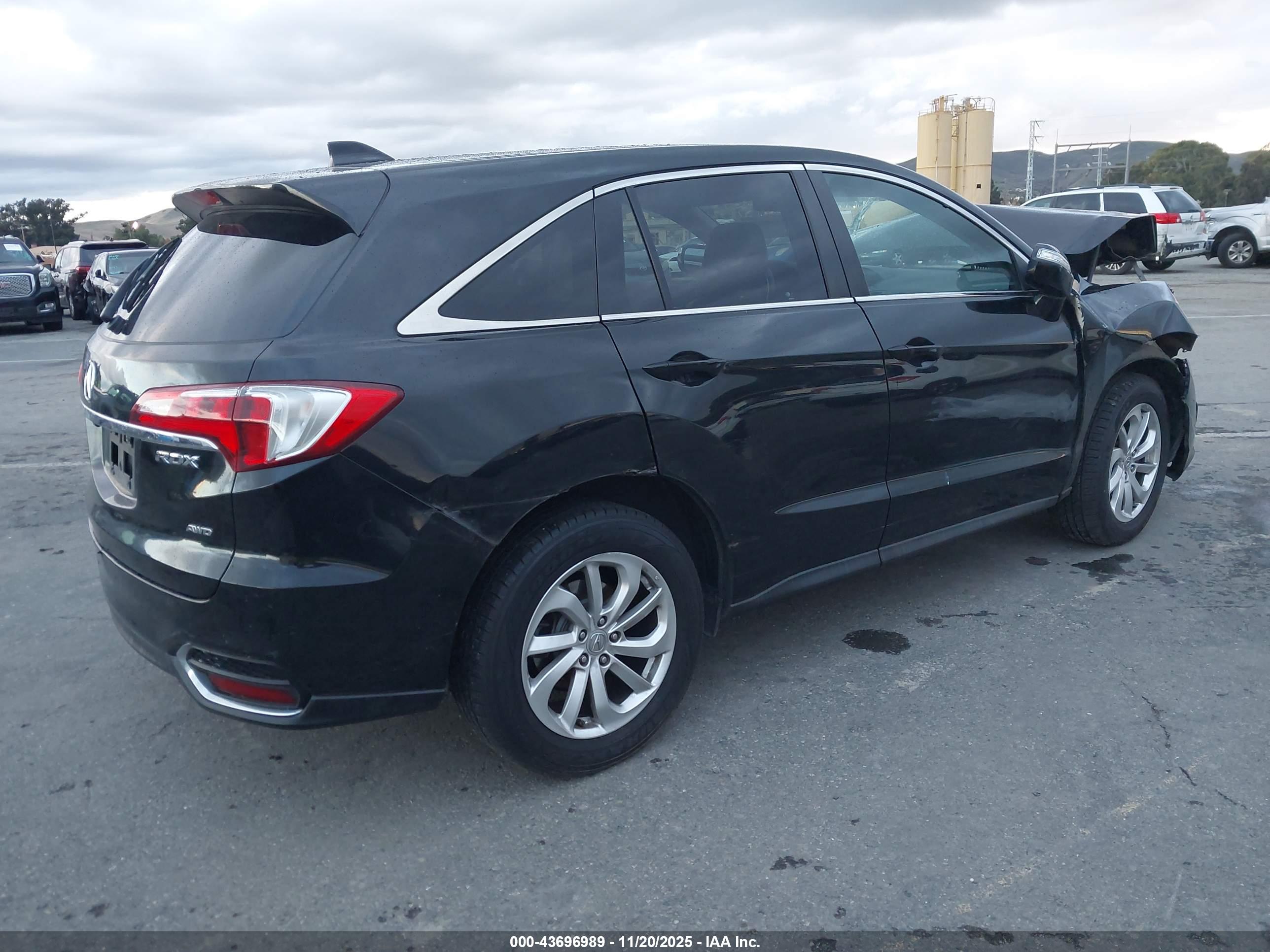 ACURA RDX image 4