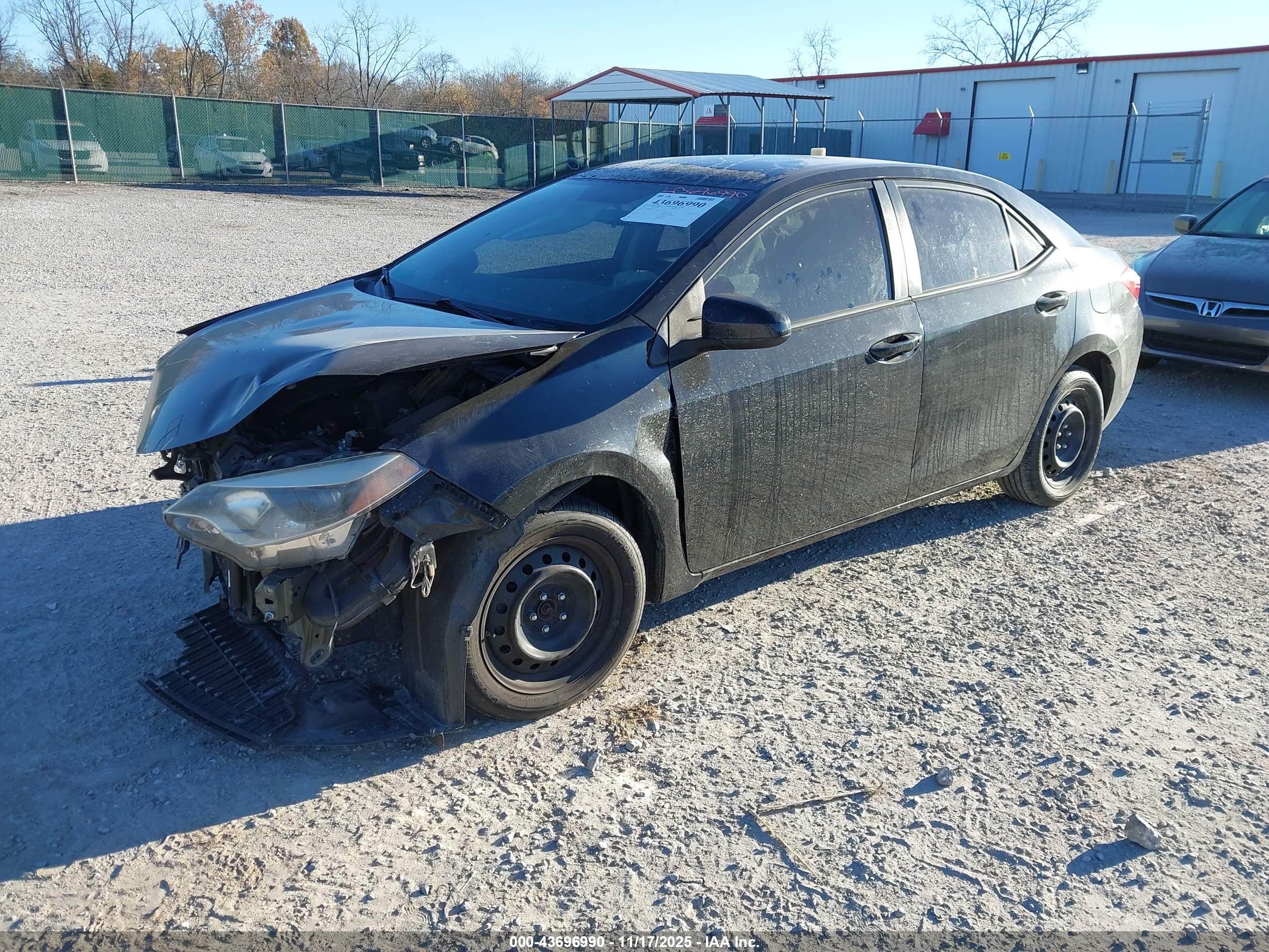 TOYOTA COROLLA image 2