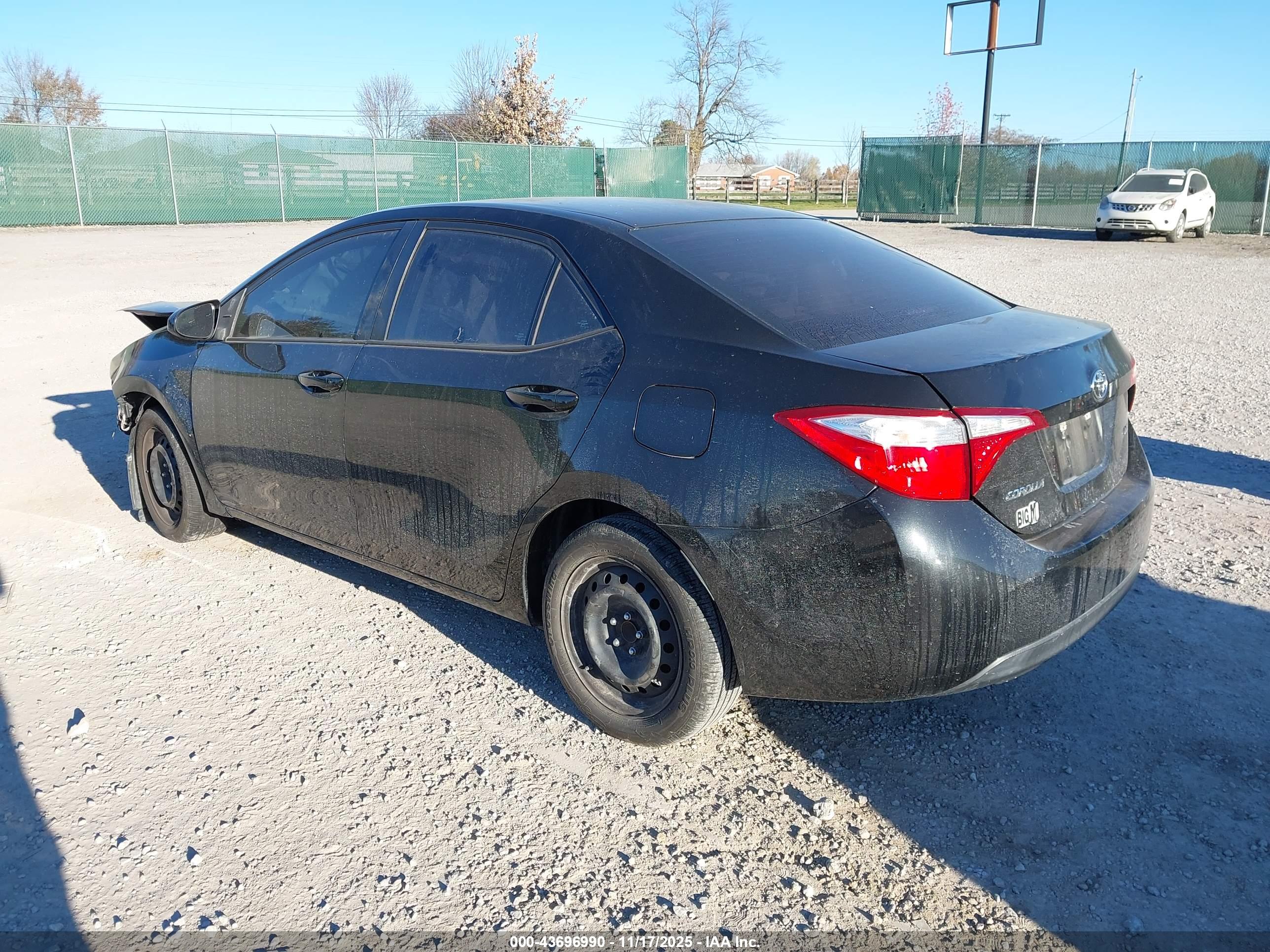TOYOTA COROLLA image 3