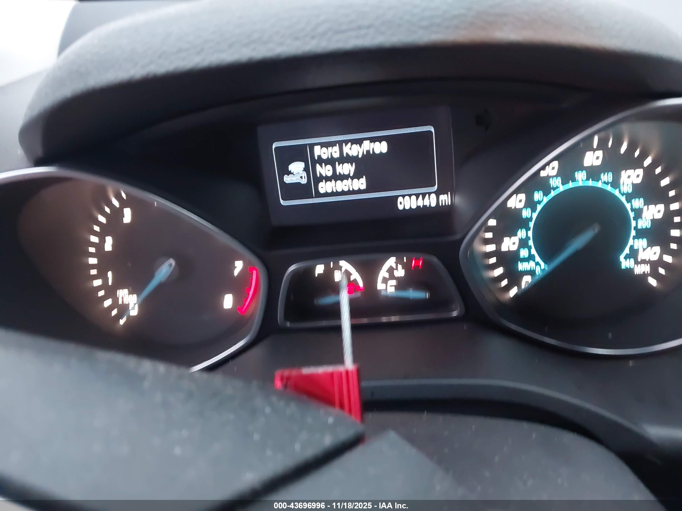FORD ESCAPE image 7