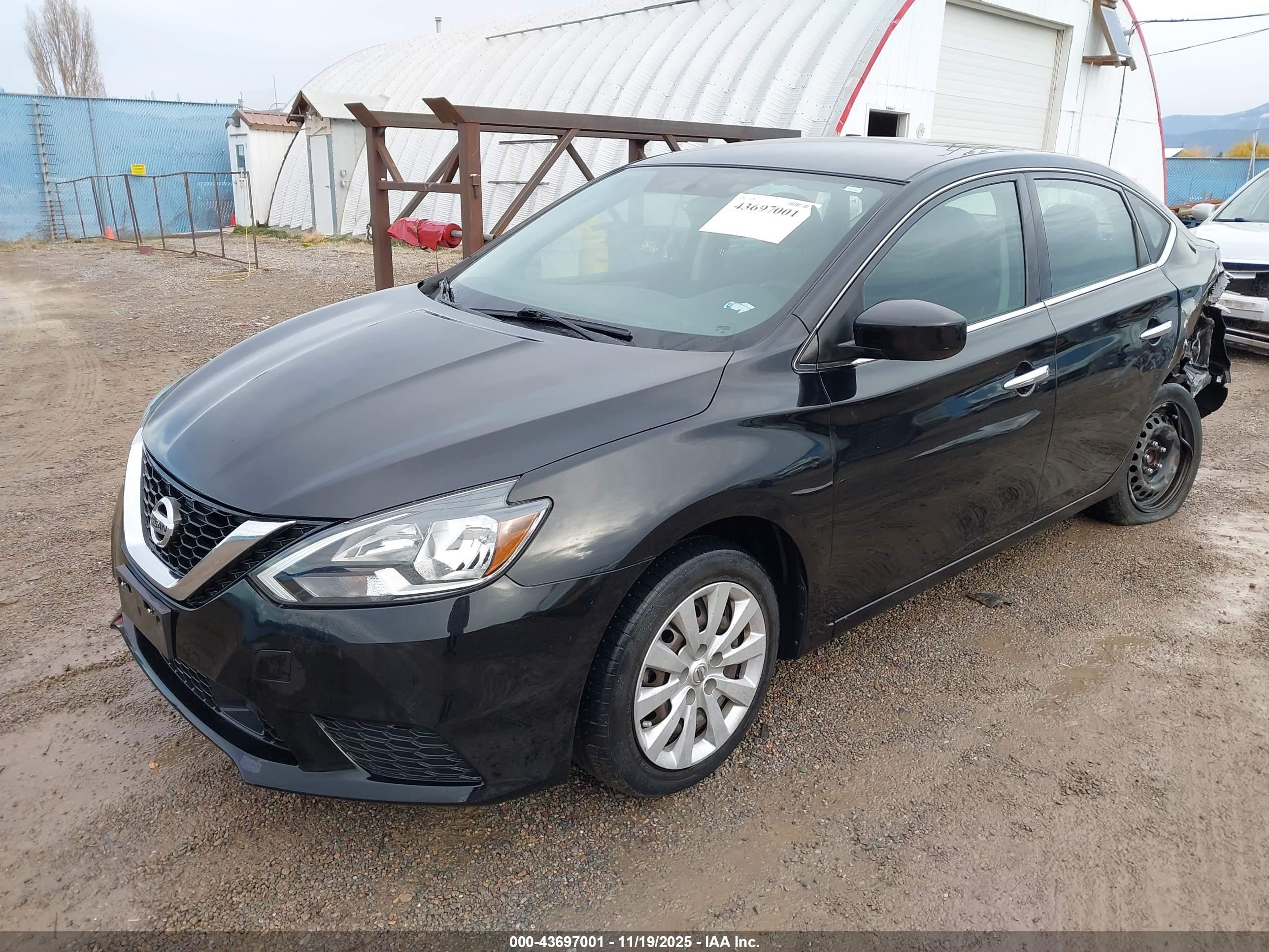 NISSAN SENTRA image 2