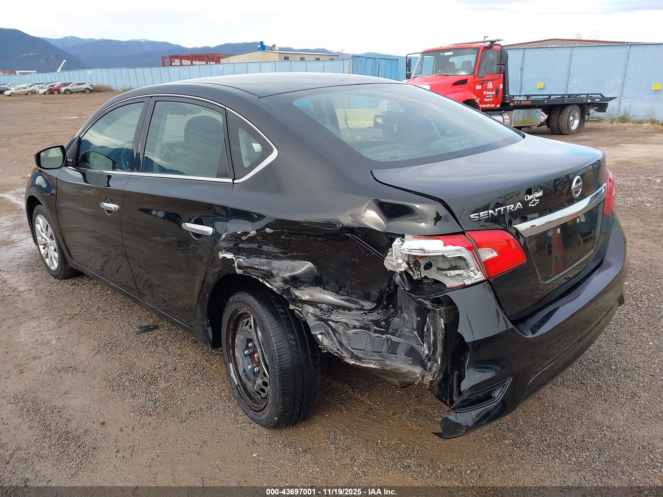 NISSAN SENTRA image 6